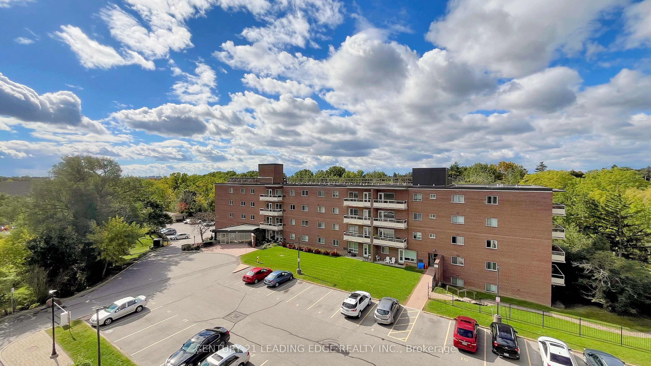 Photo 43 of Unit 403, 68 Main Street N, Markham, Old Markham Village — HOMEH