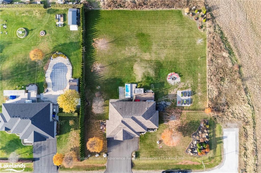 Photo 4 of 54 Asselin Drive, Tiny, Rural Tiny — HOMEH
