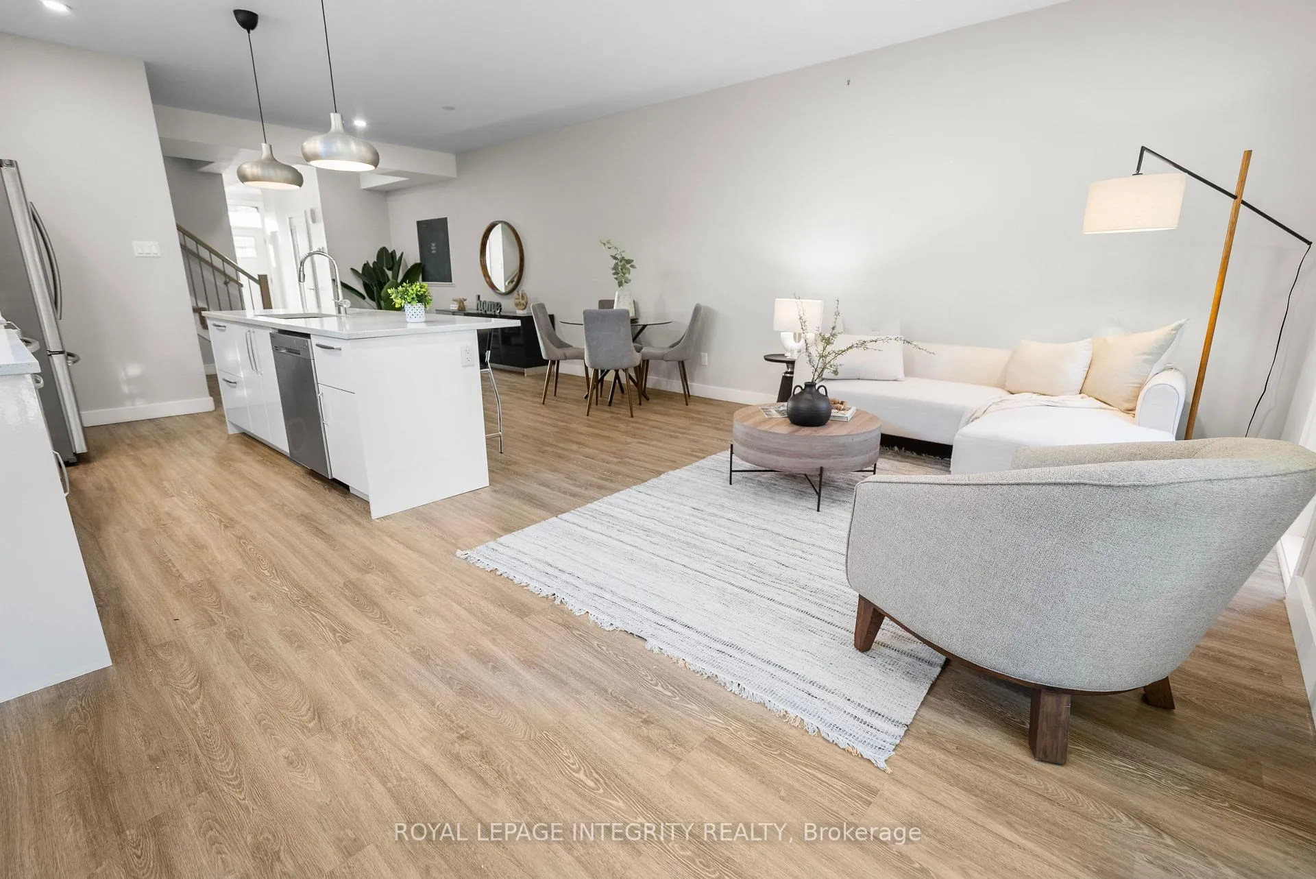 Photo 7 of Unit A & B, 247 Granville Street, Ottawa, Vanier — HOMEH