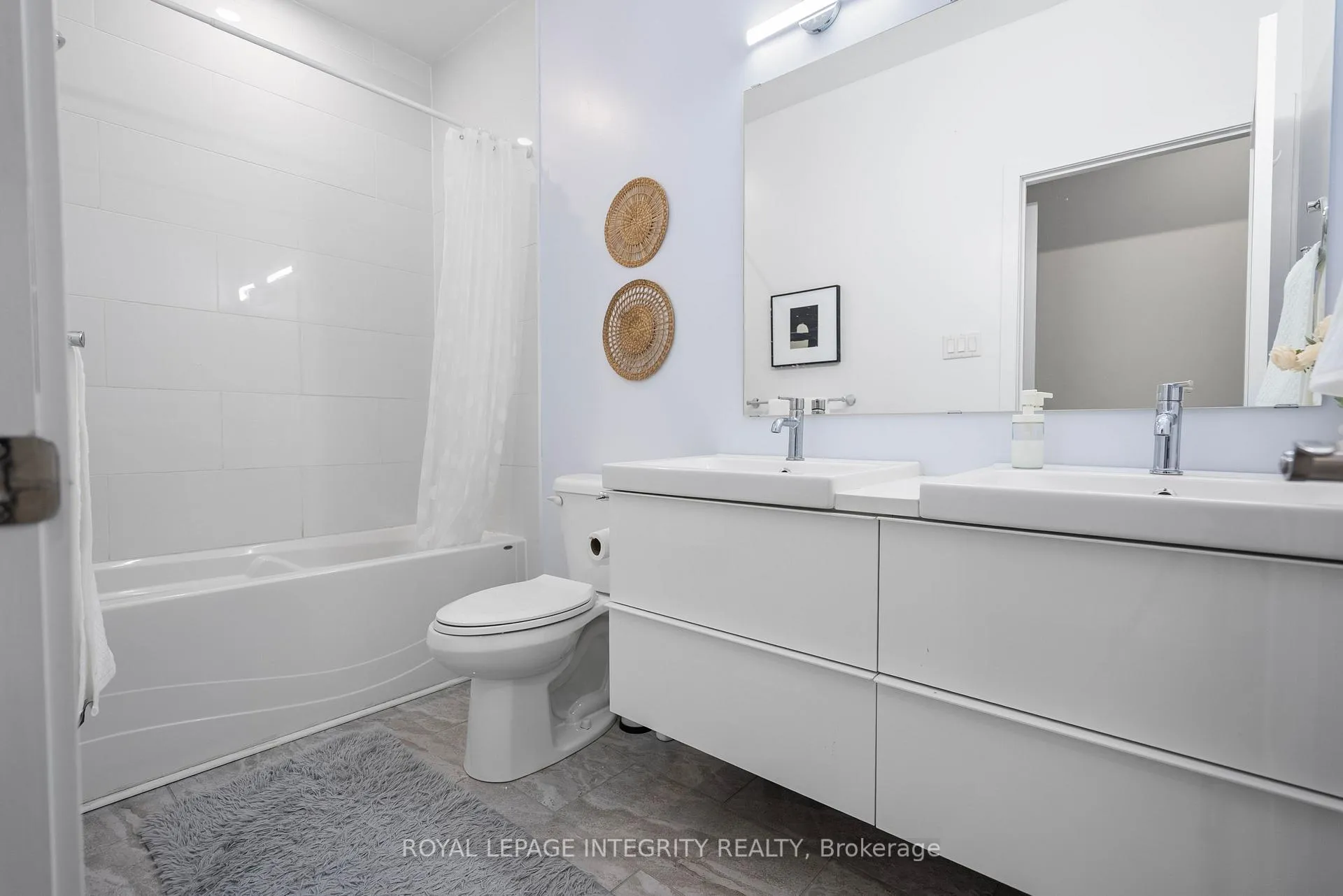 Photo 15 of Unit A & B, 247 Granville Street, Ottawa, Vanier — HOMEH
