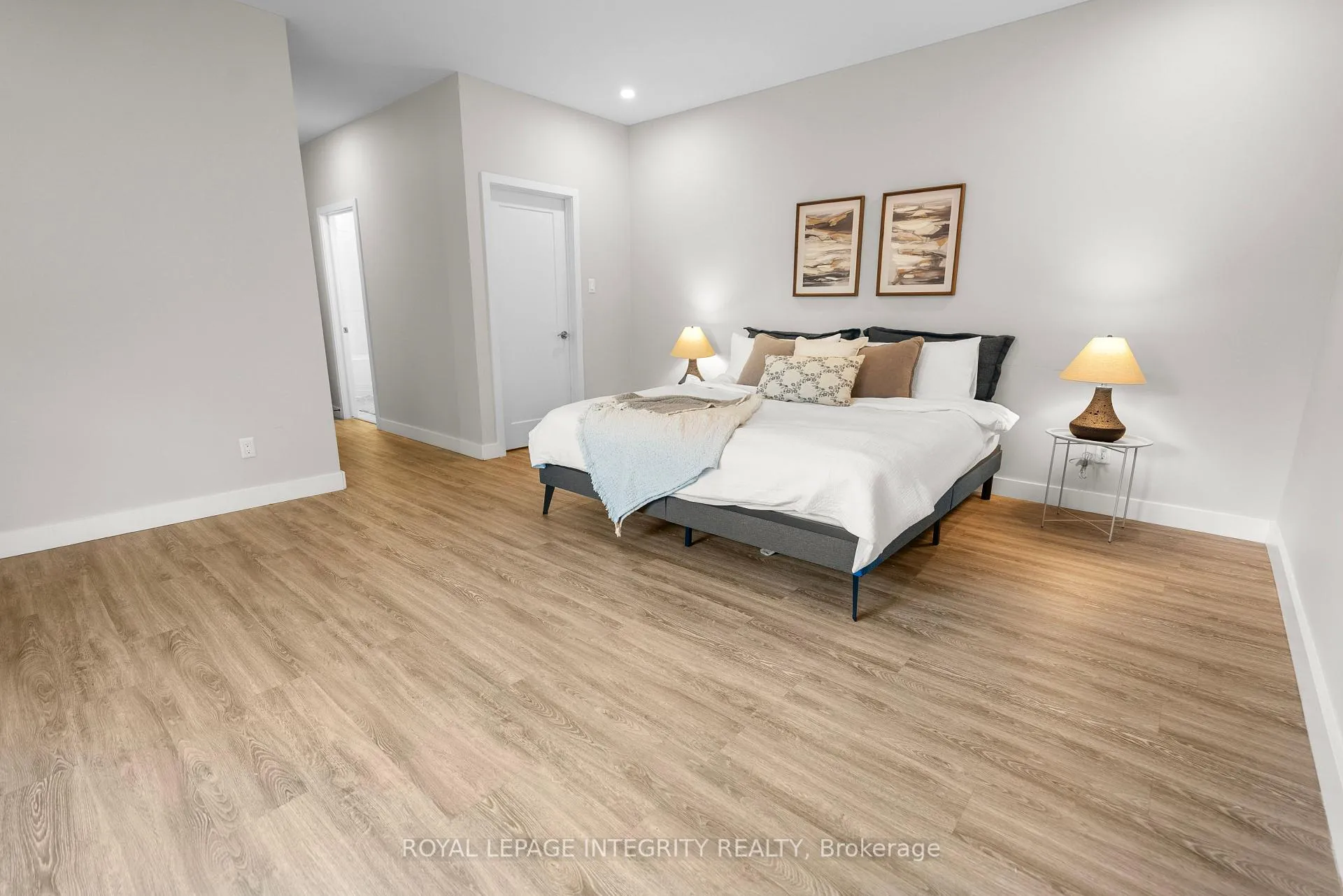 Photo 18 of Unit A & B, 247 Granville Street, Ottawa, Vanier — HOMEH
