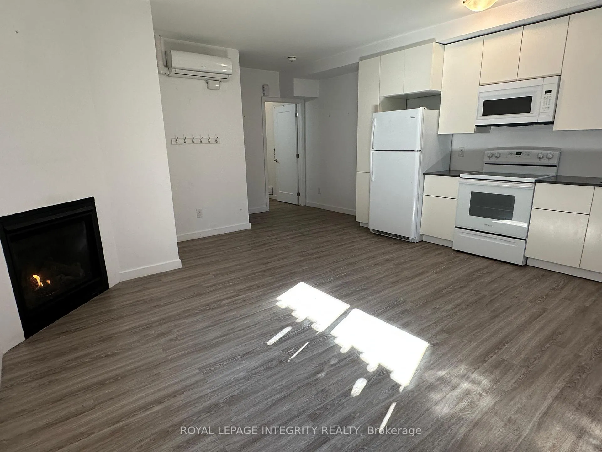 Photo 22 of Unit A & B, 247 Granville Street, Ottawa, Vanier — HOMEH