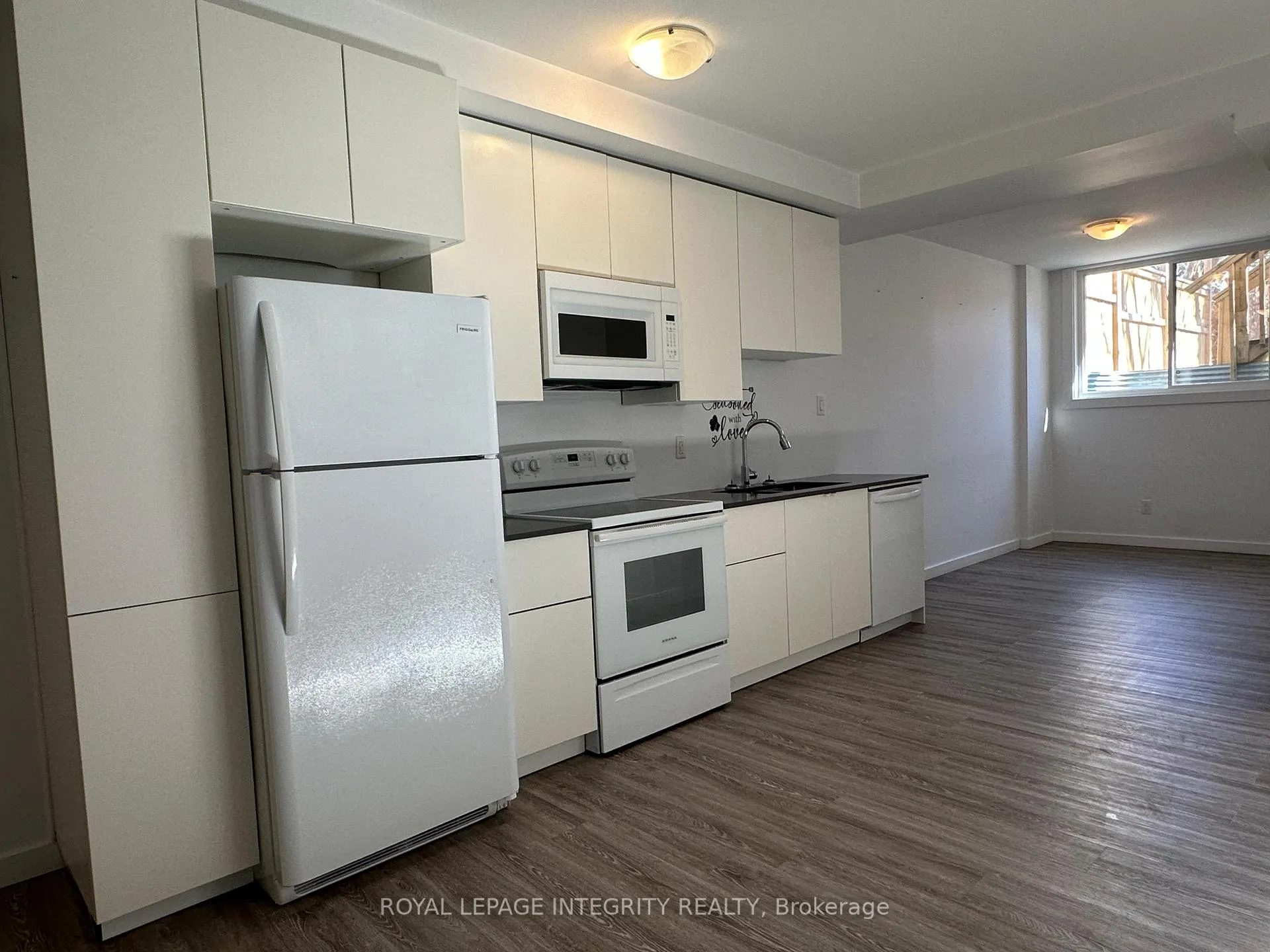 Photo 23 of Unit A & B, 247 Granville Street, Ottawa, Vanier — HOMEH