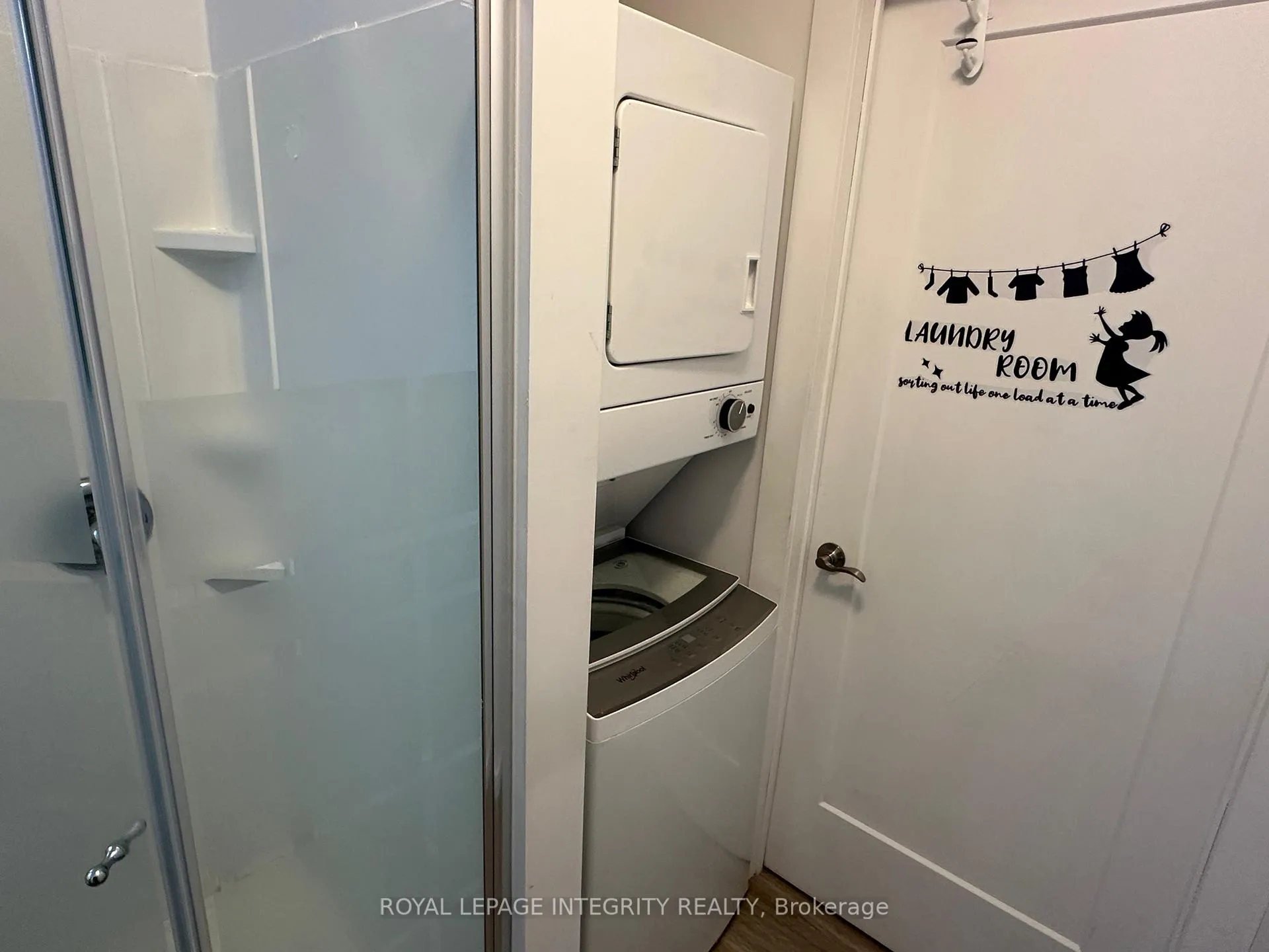 Photo 25 of Unit A & B, 247 Granville Street, Ottawa, Vanier — HOMEH