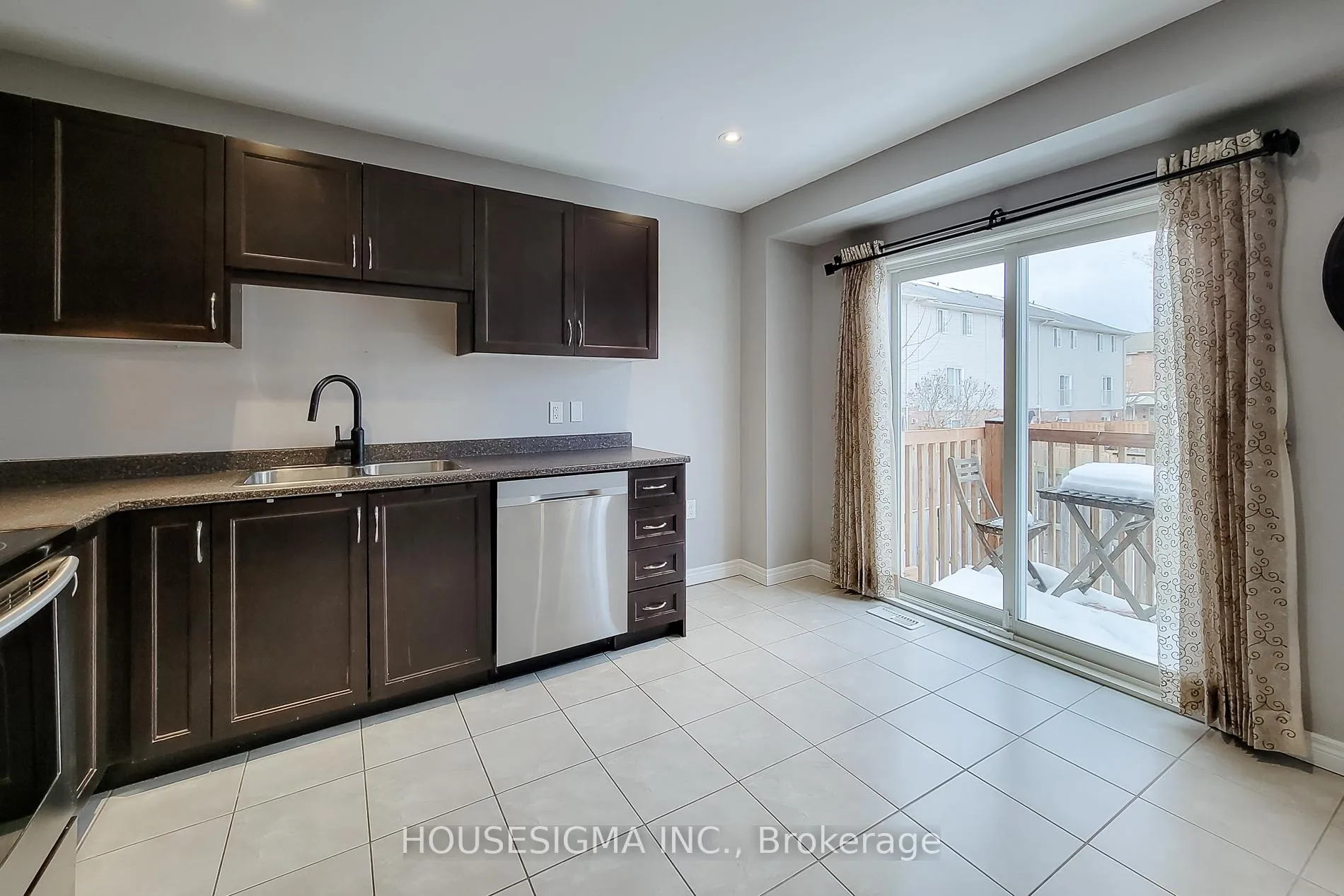 Photo 16 of Unit 3, 1354 Upper Sherman Avenue, Hamilton, Crerar — HOMEH