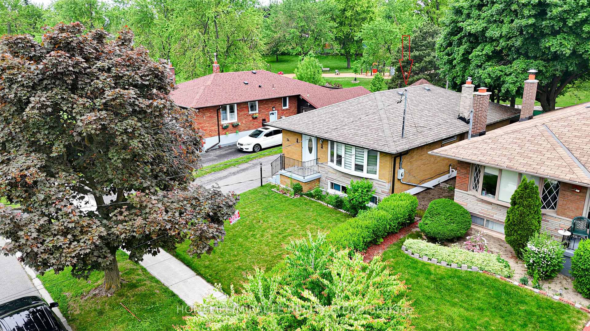Photo 1 of 74 Mountland Drive, Scarborough, Woburn — HOMEH