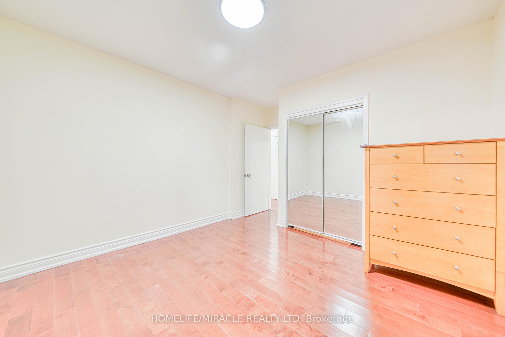 Photo 15 of 74 Mountland Drive, Scarborough, Woburn — HOMEH