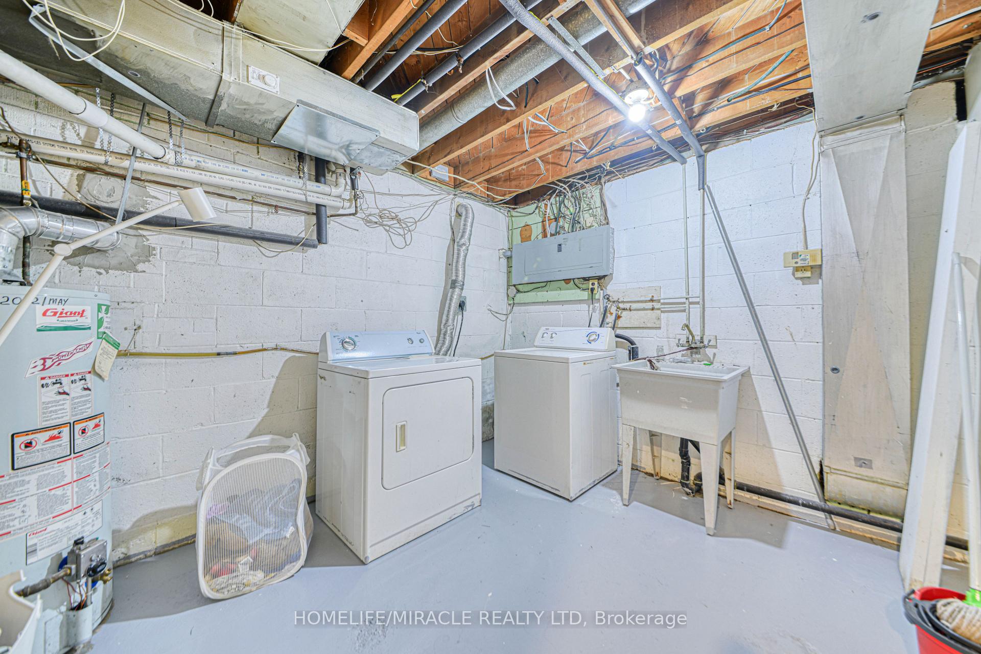 Photo 26 of 74 Mountland Drive, Scarborough, Woburn — HOMEH