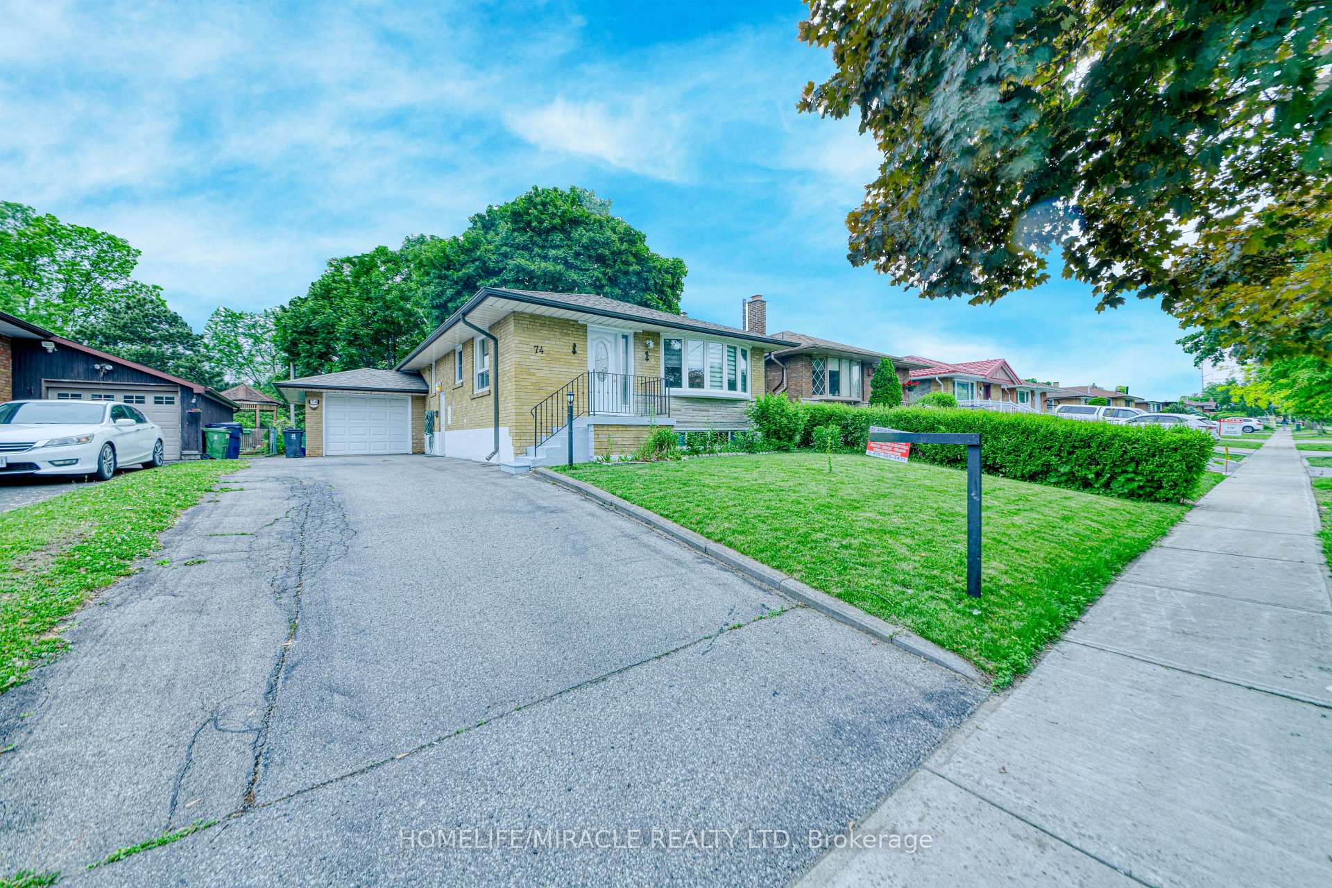 Photo 28 of 74 Mountland Drive, Scarborough, Woburn — HOMEH
