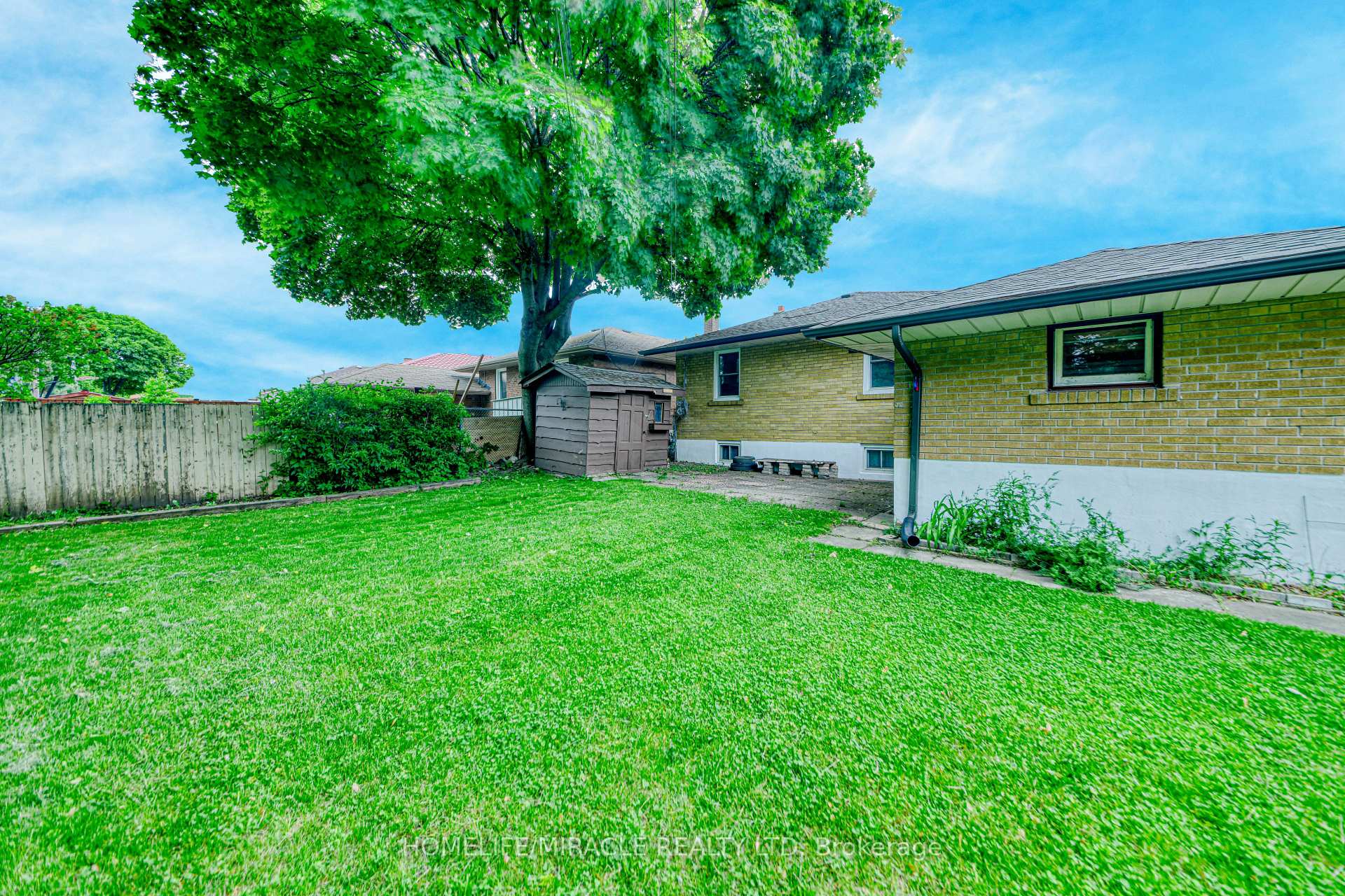 Photo 31 of 74 Mountland Drive, Scarborough, Woburn — HOMEH