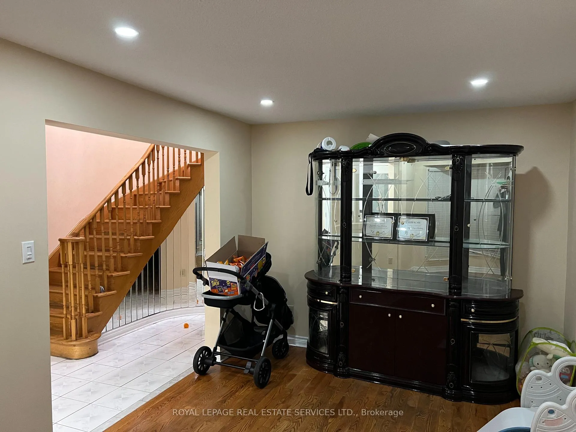 Photo 8 of 14 Songsparrow Drive S, Brampton, Fletcher's Creek South — HOMEH
