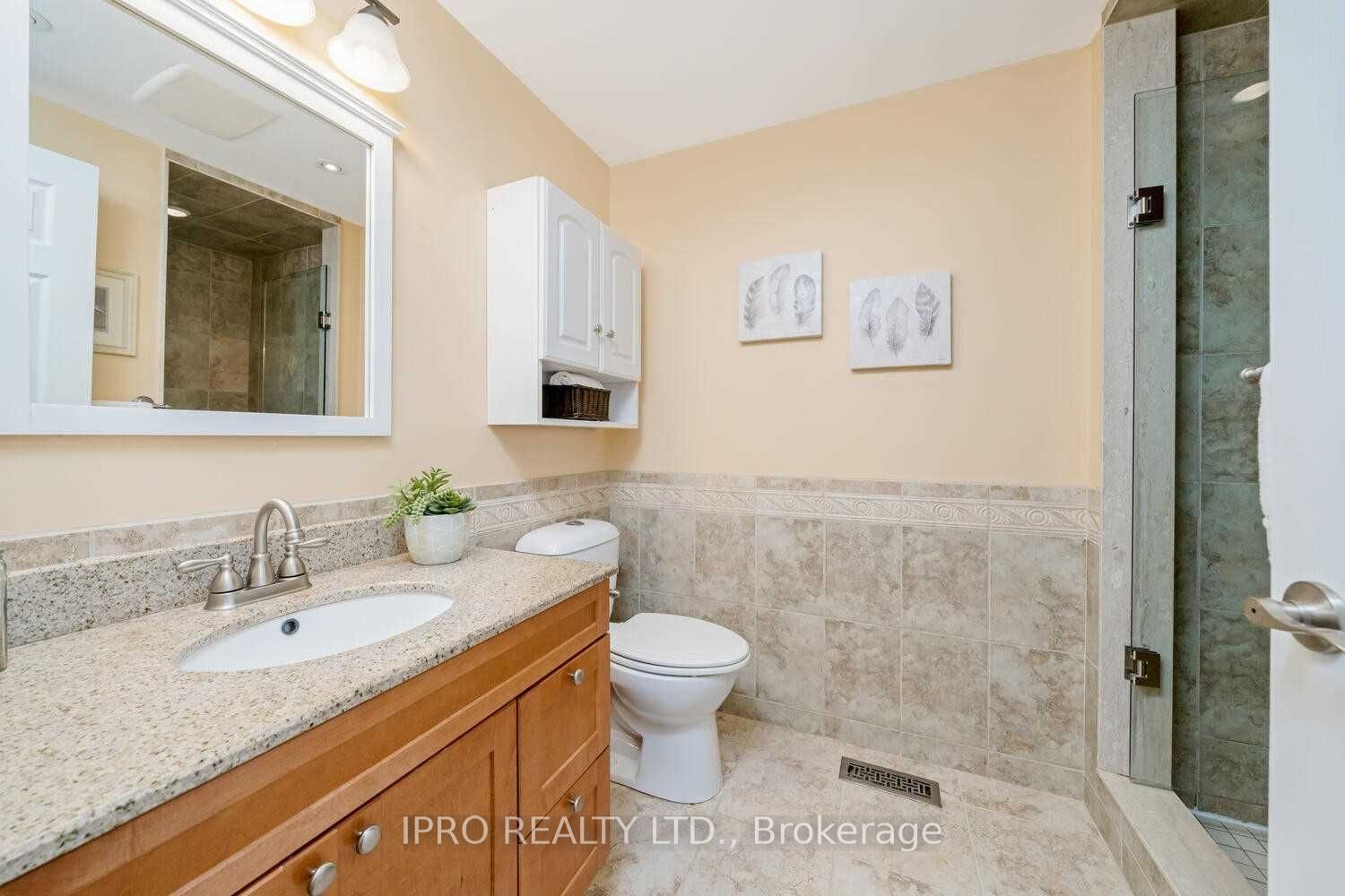 Photo 18 of 551 Roseheath Drive, Milton, Bronte Meadows — HOMEH