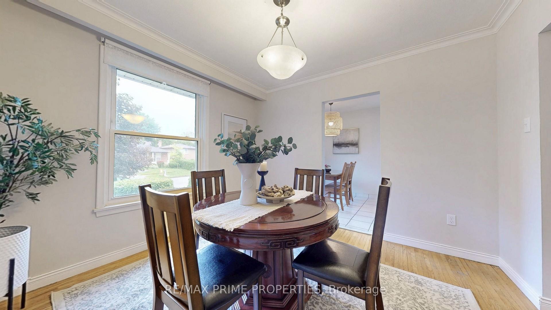 Photo 13 of 64 Highcourt Crescent, Scarborough, Woburn — HOMEH
