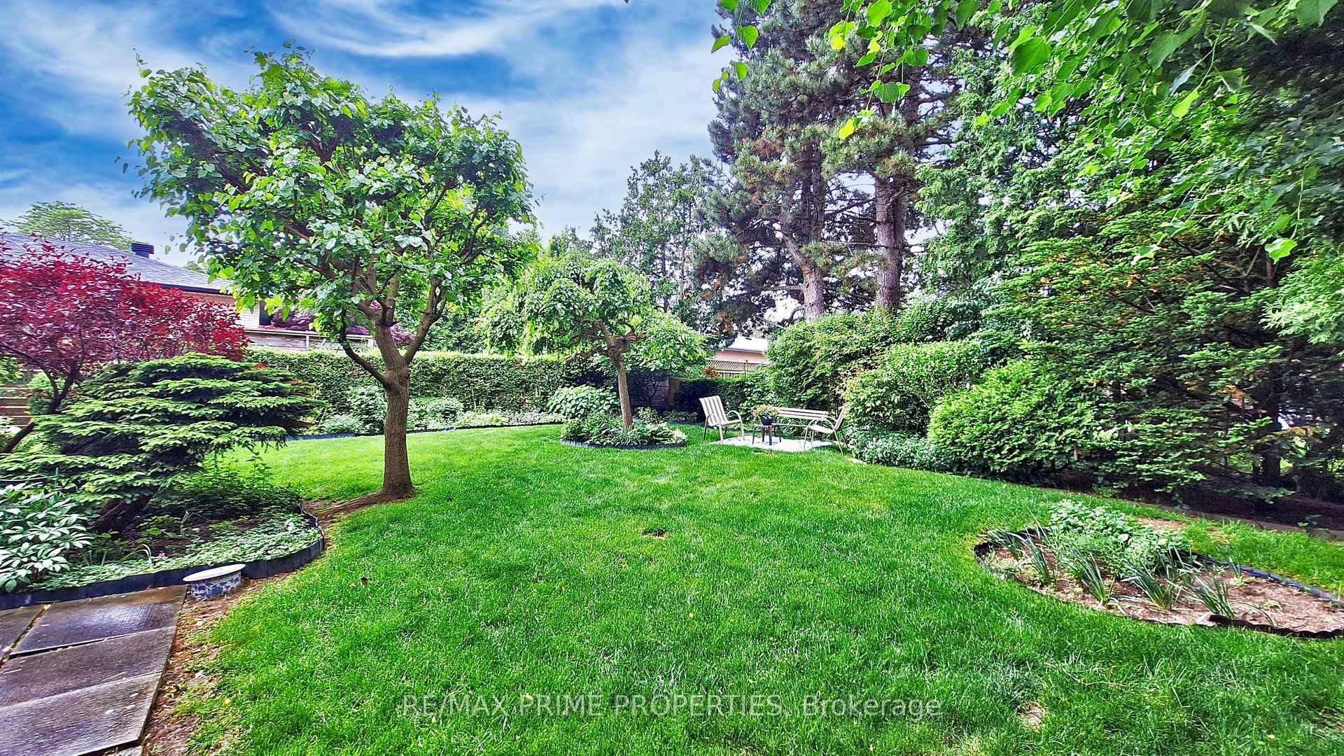 Photo 40 of 64 Highcourt Crescent, Scarborough, Woburn — HOMEH
