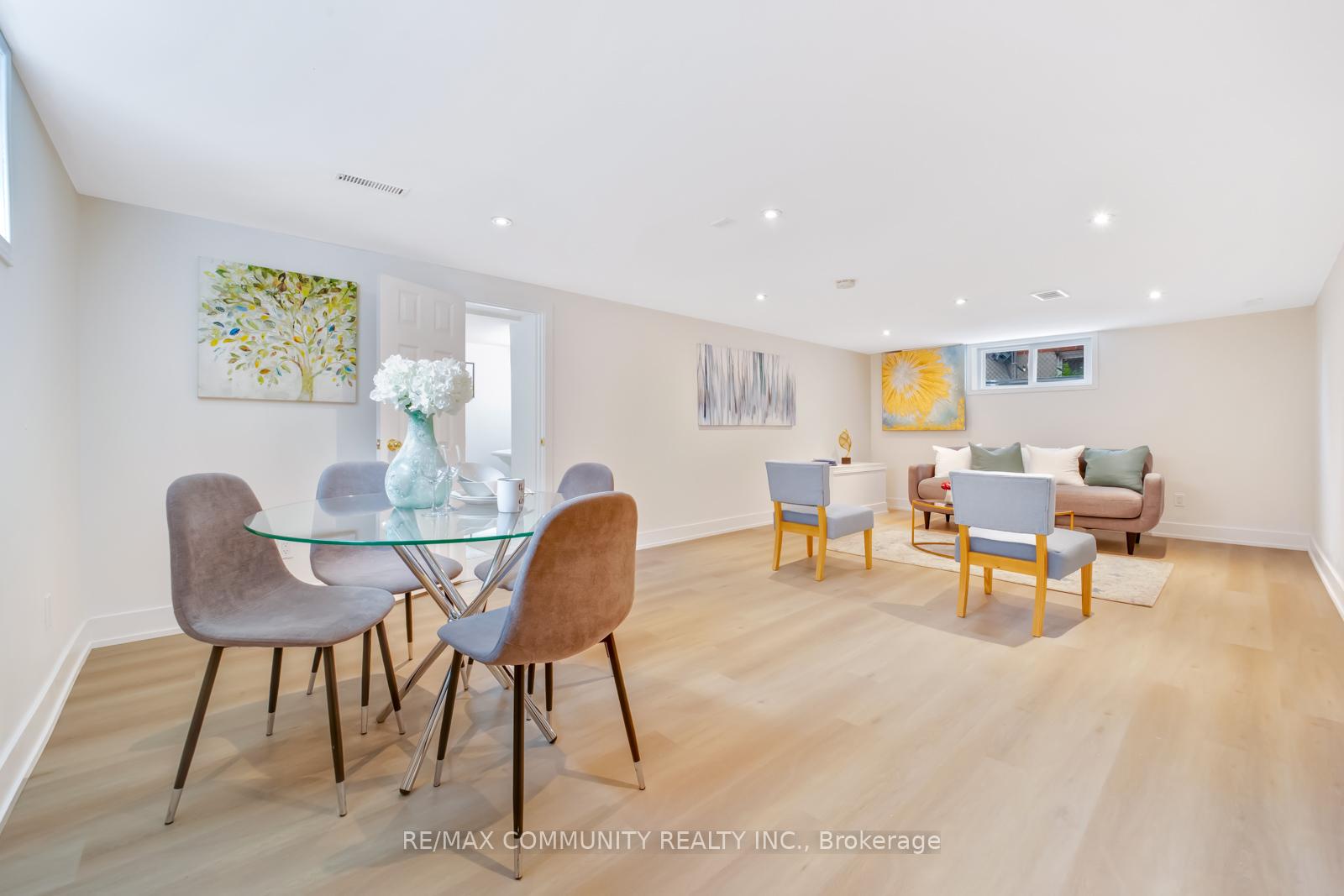 Photo 26 of 22 Miramar Crescent, Scarborough, Bendale — HOMEH