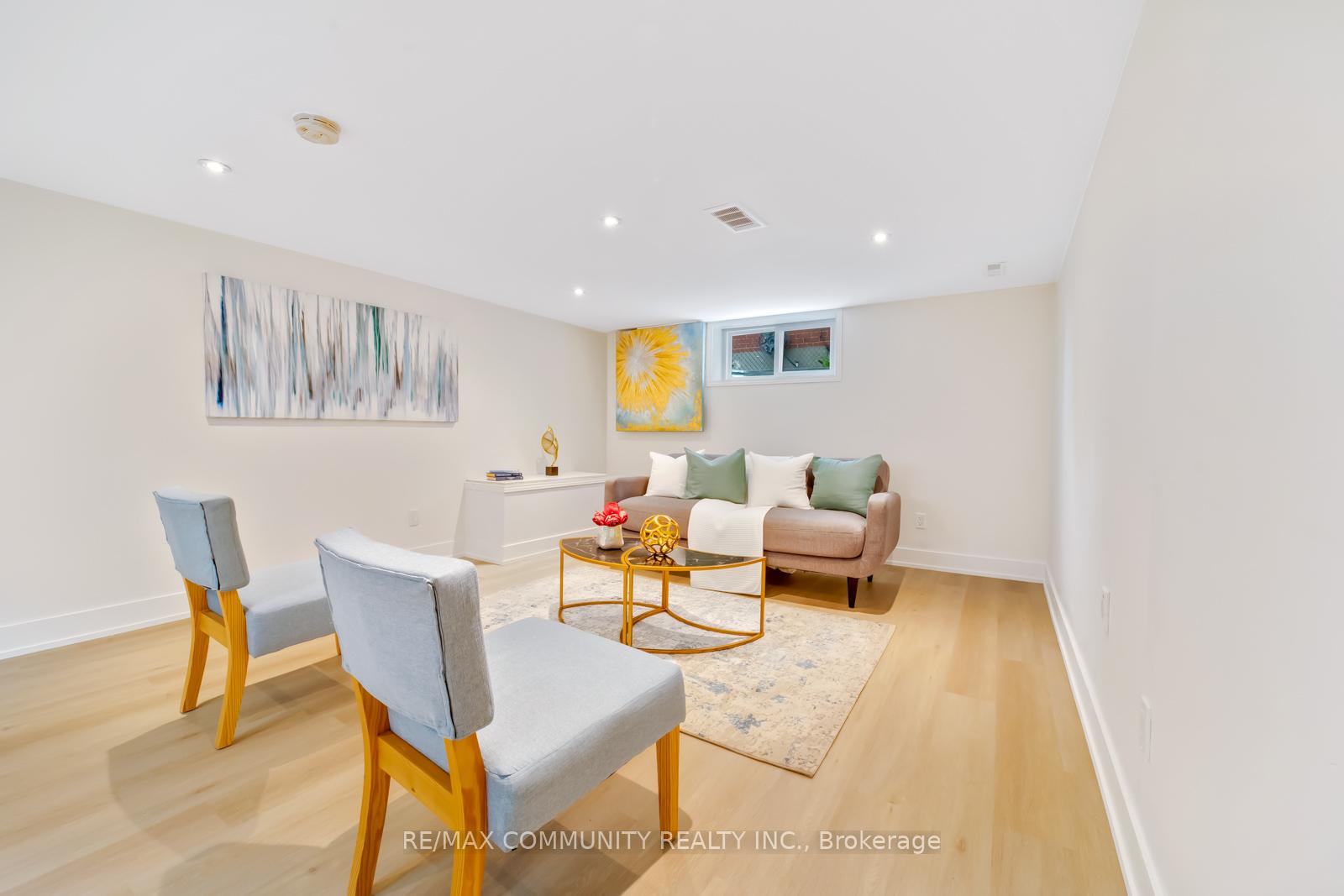 Photo 27 of 22 Miramar Crescent, Scarborough, Bendale — HOMEH
