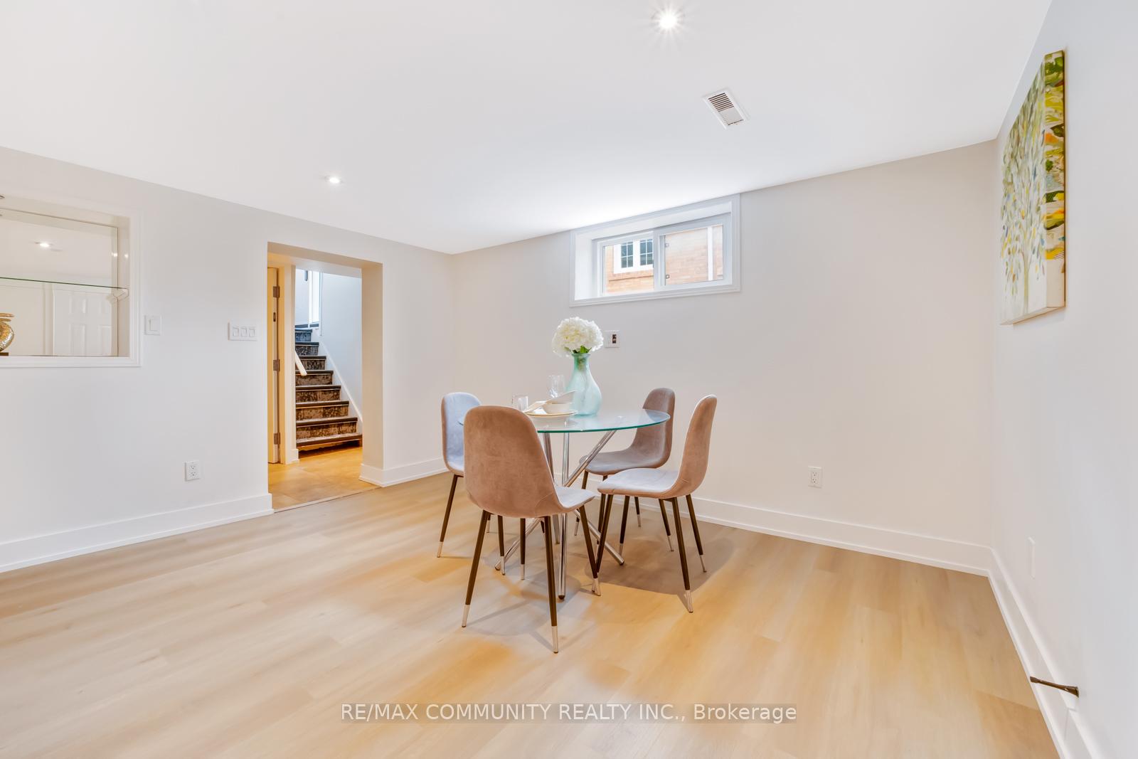Photo 30 of 22 Miramar Crescent, Scarborough, Bendale — HOMEH