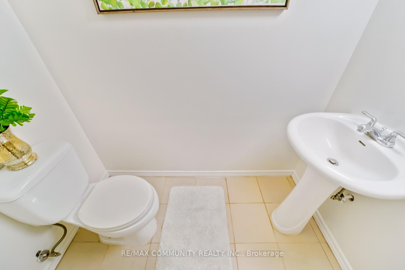 Photo 32 of 22 Miramar Crescent, Scarborough, Bendale — HOMEH