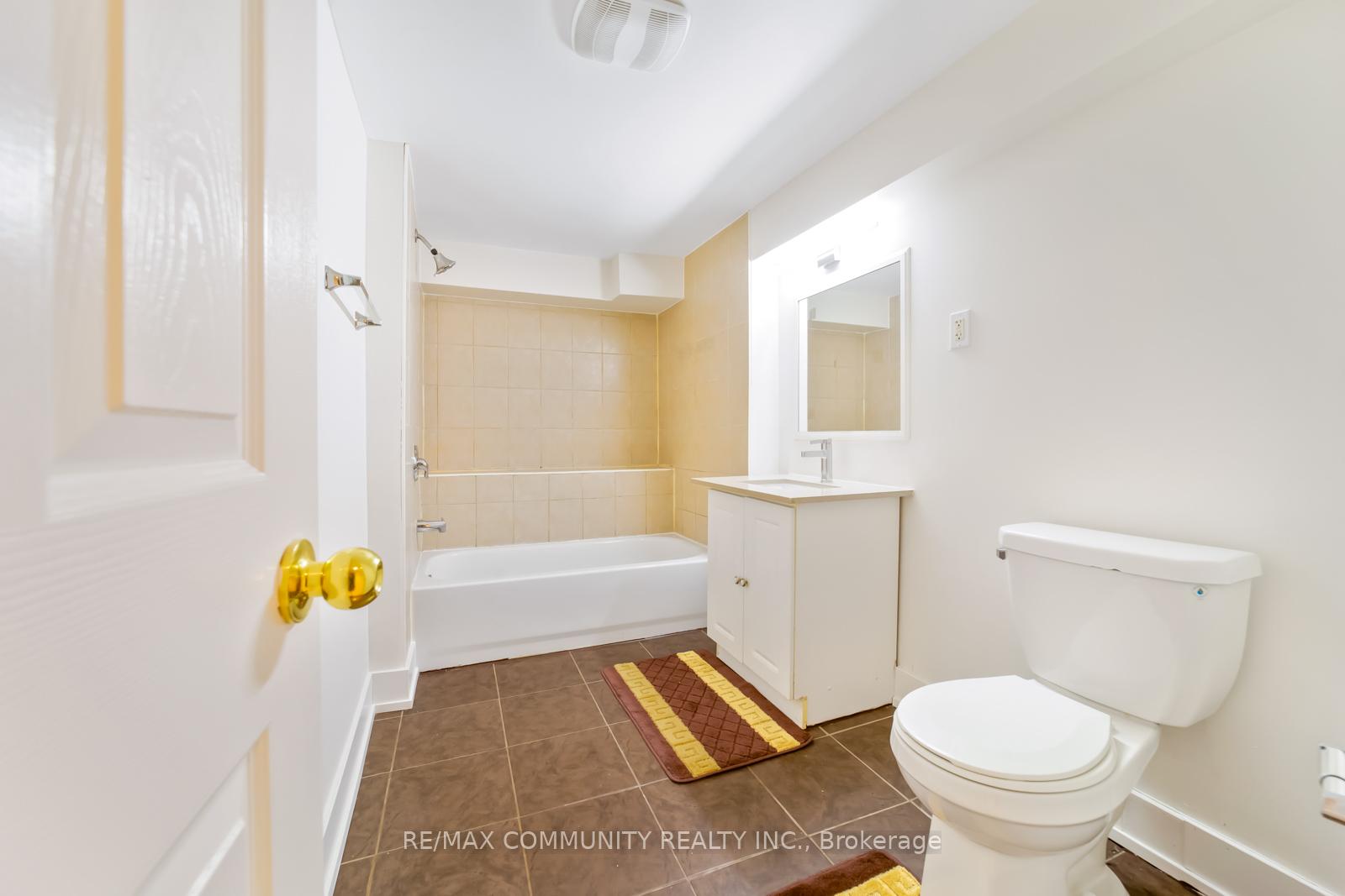 Photo 38 of 22 Miramar Crescent, Scarborough, Bendale — HOMEH