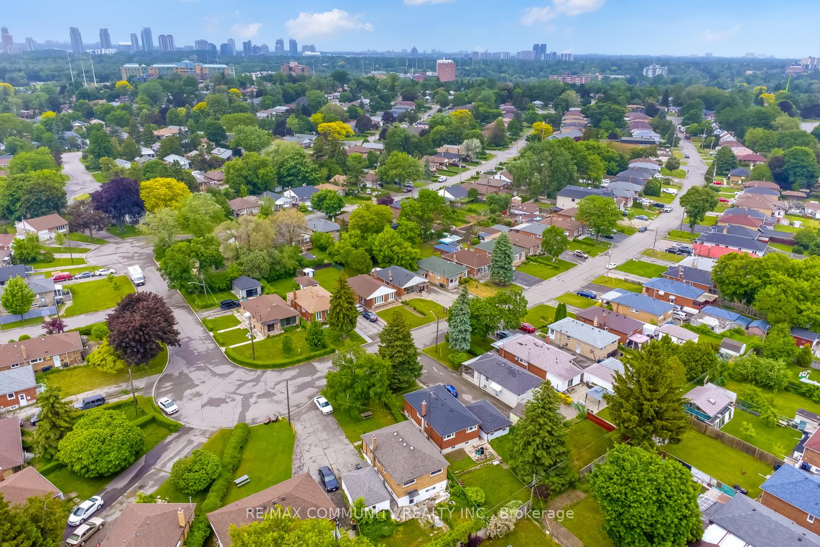 Photo 50 of 22 Miramar Crescent, Scarborough, Bendale — HOMEH