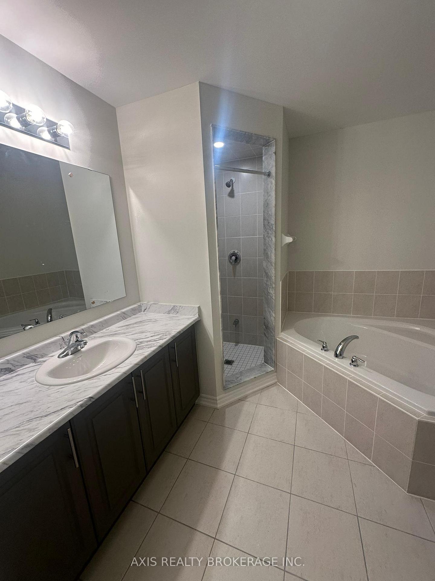 Photo 8 of 106 Baker Street, Thorold, Thorold Downtown — HOMEH