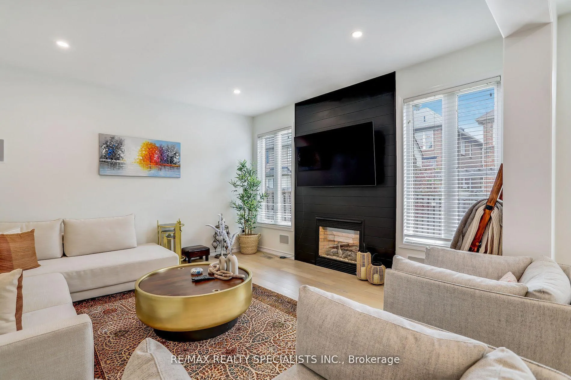 Photo 6 of 918 Savoline Boulevard, Milton, Harrison — HOMEH