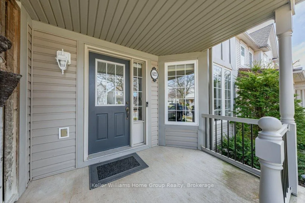 Photo 3 of 623 New Bedford Drive, Waterloo — HOMEH