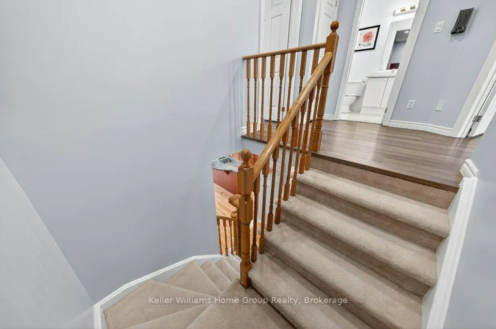 Photo 23 of 623 New Bedford Drive, Waterloo — HOMEH