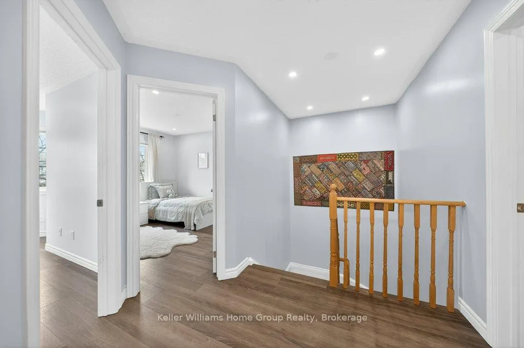 Photo 30 of 623 New Bedford Drive, Waterloo — HOMEH