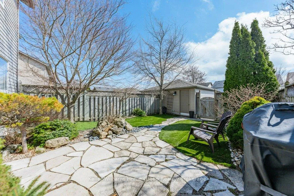 Photo 43 of 623 New Bedford Drive, Waterloo — HOMEH