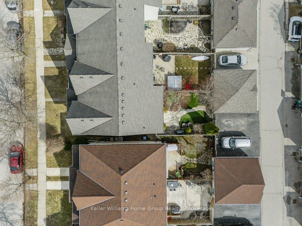 Photo 50 of 623 New Bedford Drive, Waterloo — HOMEH