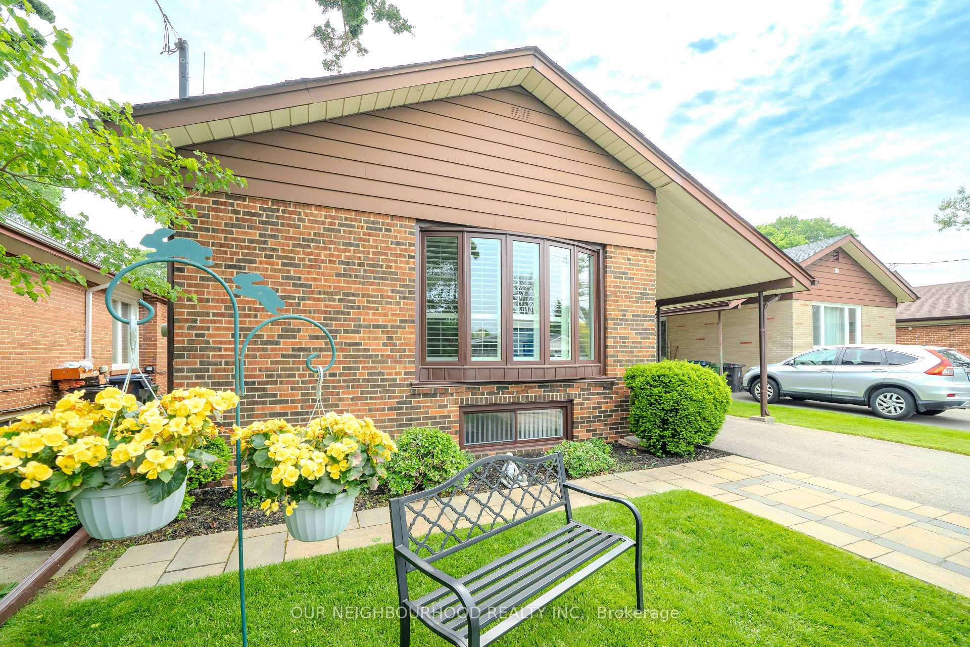 Photo 1 of 15 Penetang Crescent, Scarborough, Bendale — HOMEH