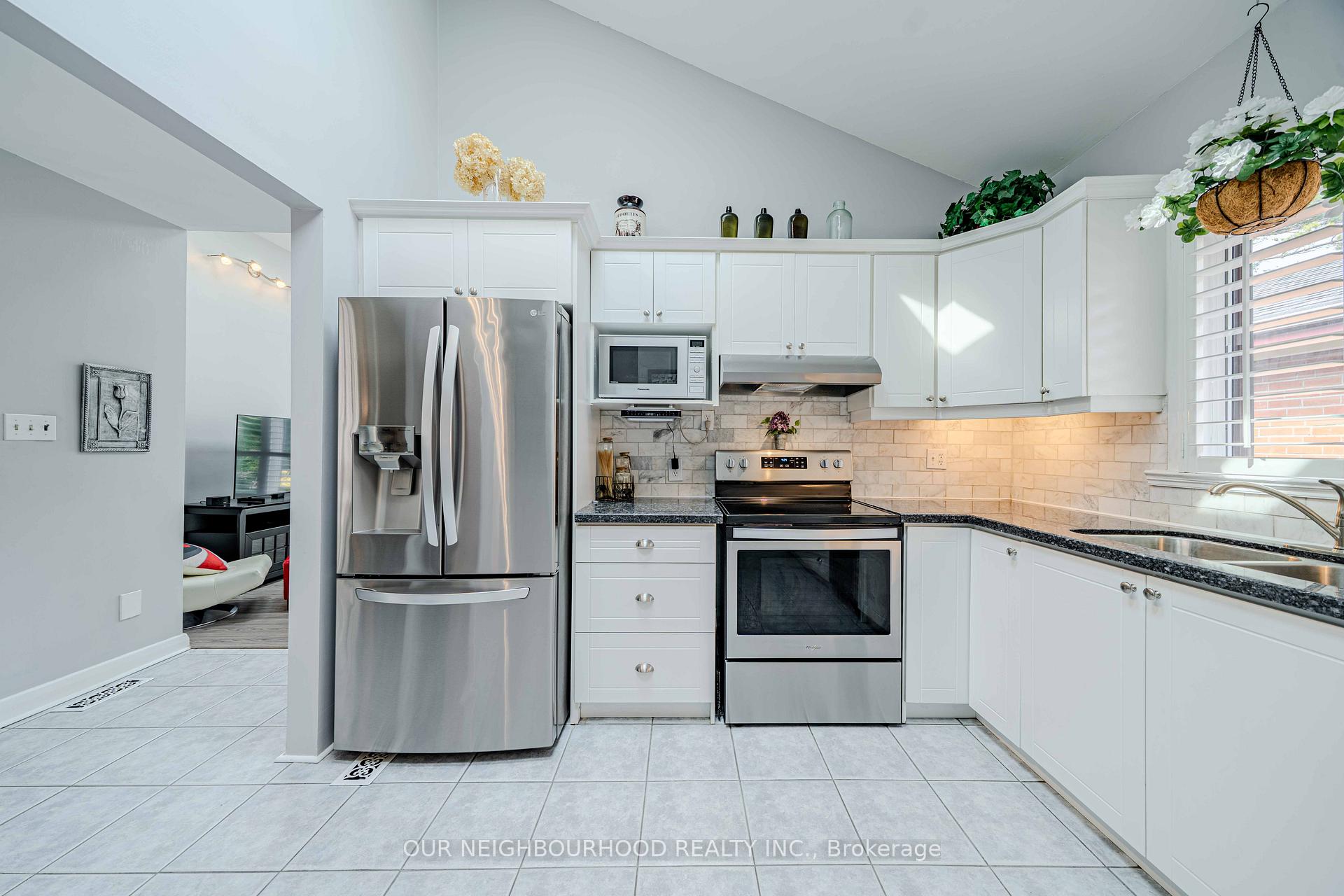 Photo 14 of 15 Penetang Crescent, Scarborough, Bendale — HOMEH