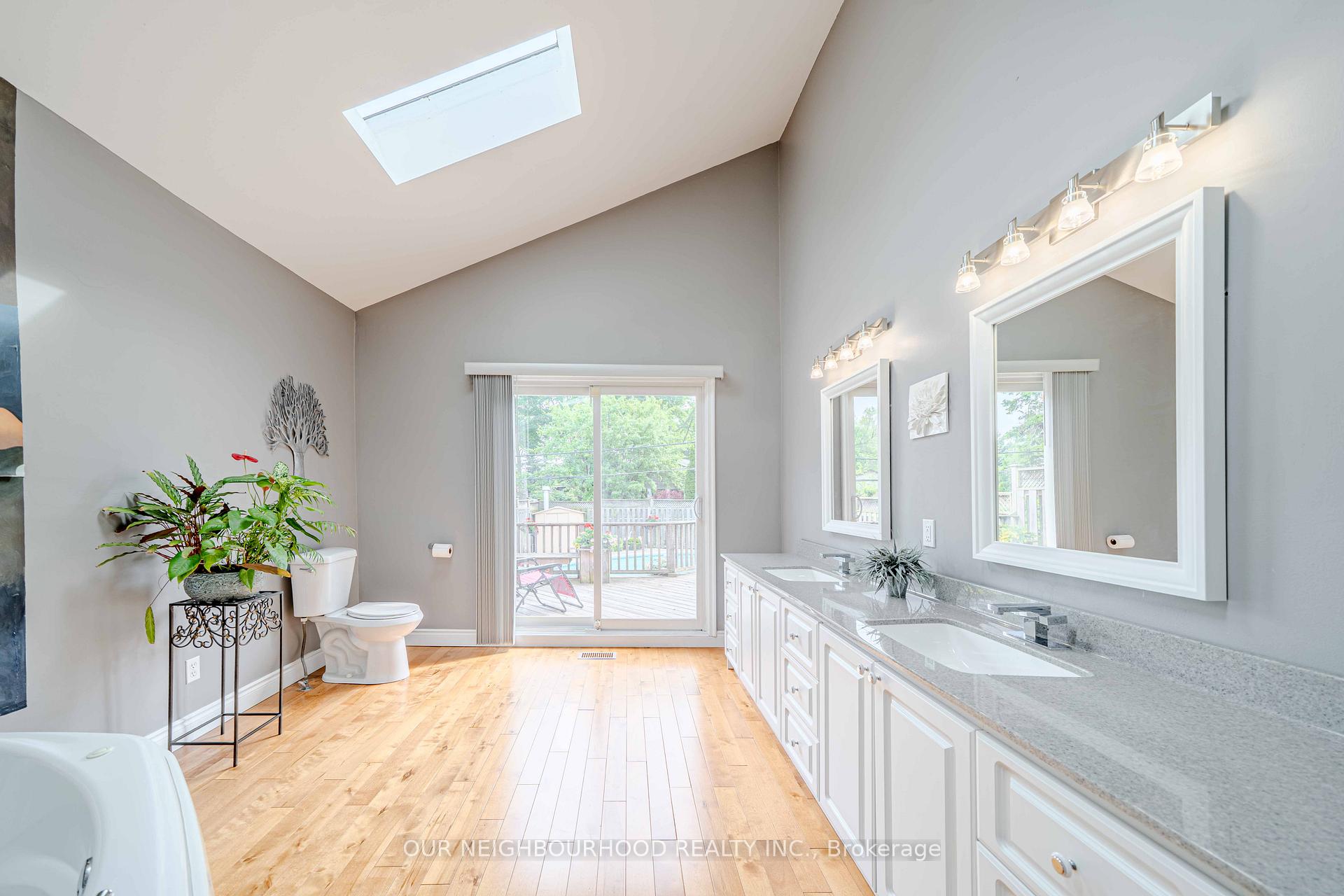Photo 19 of 15 Penetang Crescent, Scarborough, Bendale — HOMEH