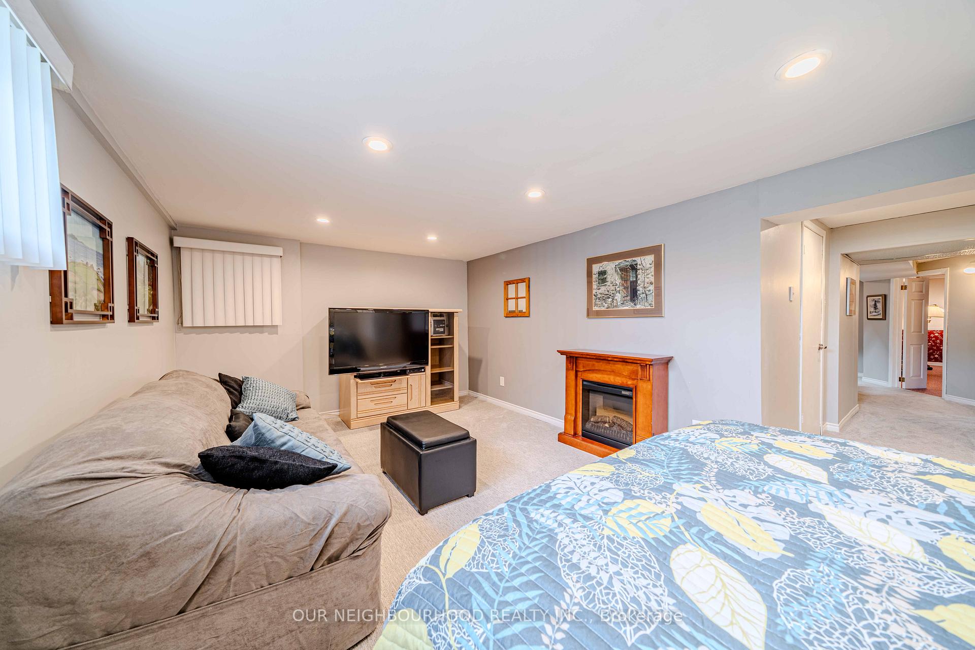 Photo 26 of 15 Penetang Crescent, Scarborough, Bendale — HOMEH