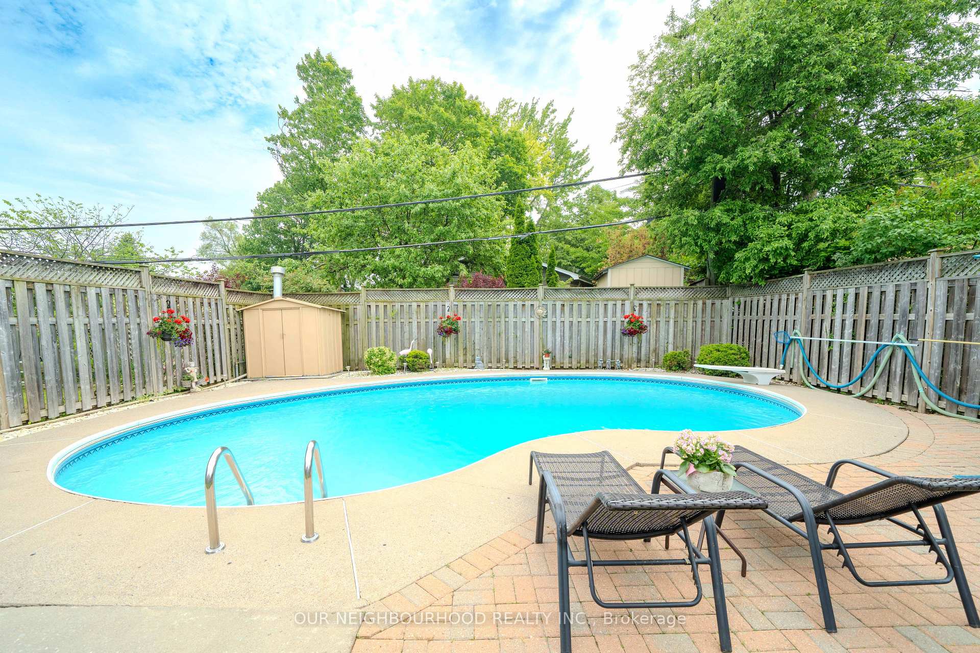 Photo 33 of 15 Penetang Crescent, Scarborough, Bendale — HOMEH