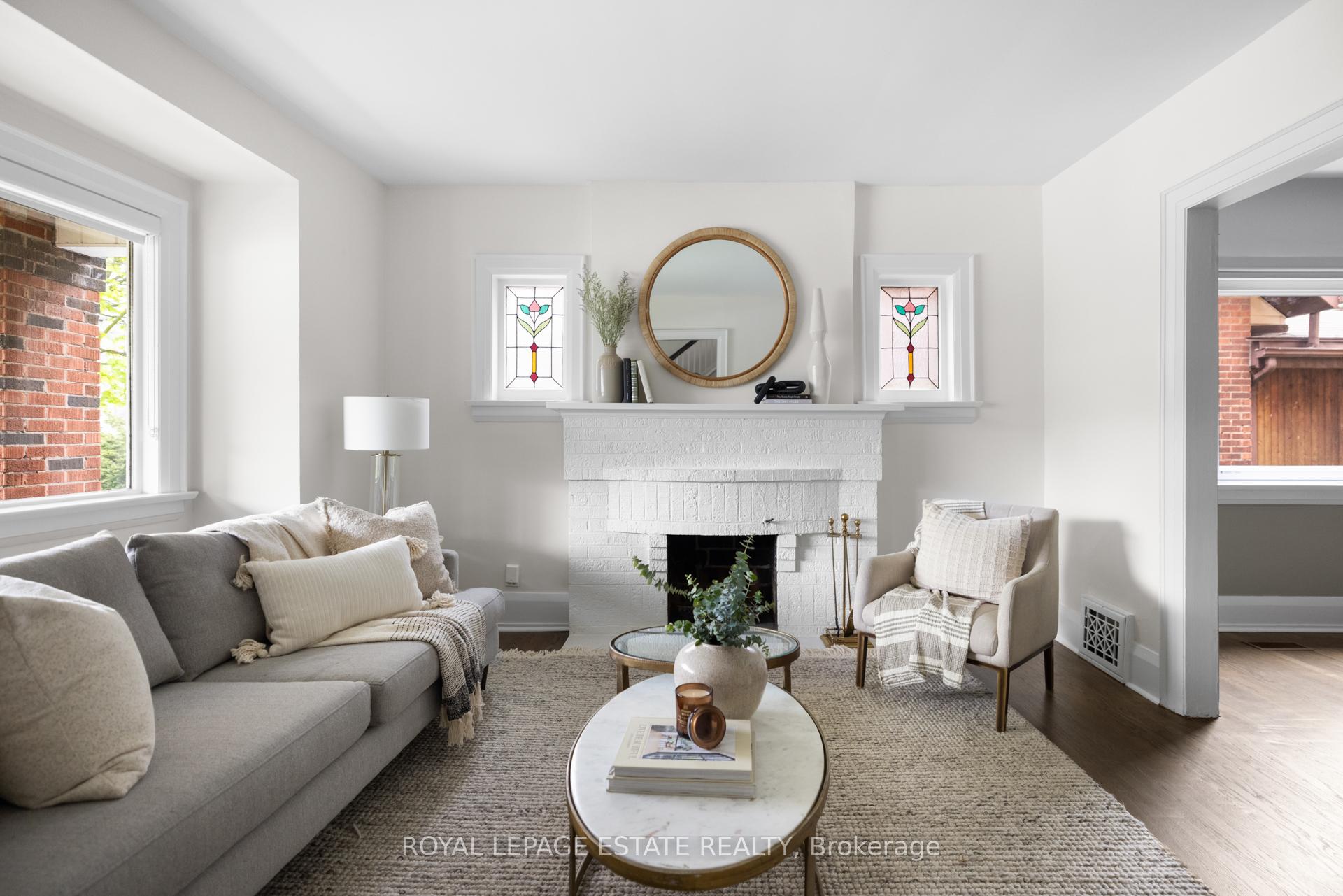 Photo 2 of 56 Harding Boulevard, Scarborough, Birchcliffe-Cliffside — HOMEH
