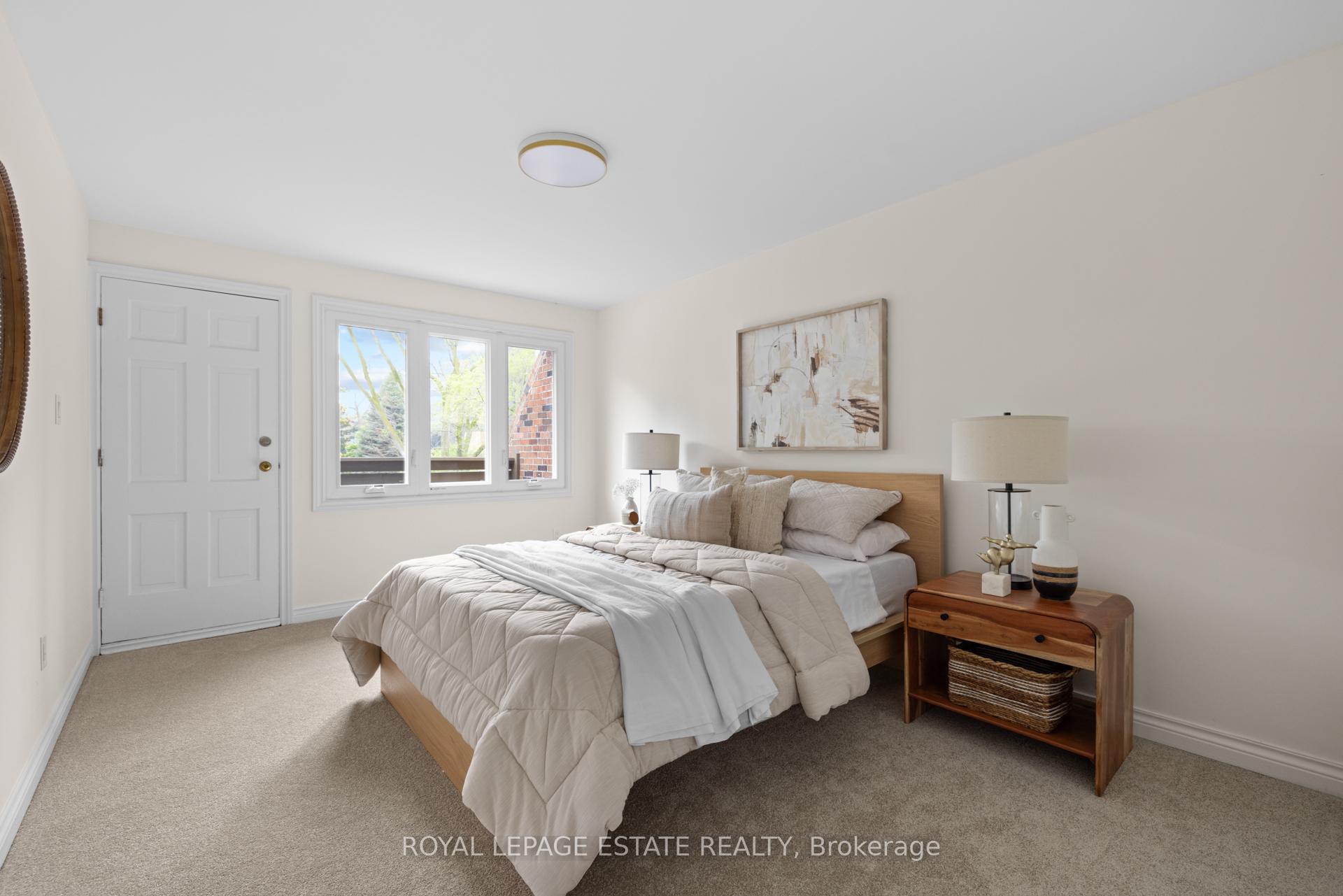 Photo 19 of 56 Harding Boulevard, Scarborough, Birchcliffe-Cliffside — HOMEH