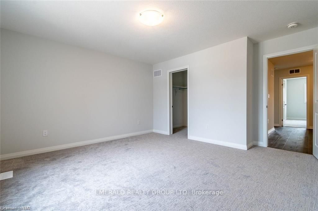 Photo 13 of 92 Bur Oak Drive, Thorold, Confederation Heights — HOMEH