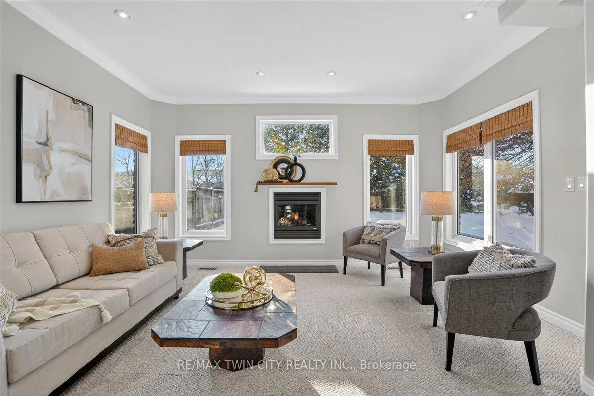 Photo 23 of 559 Chesapeake Drive, Waterloo — HOMEH