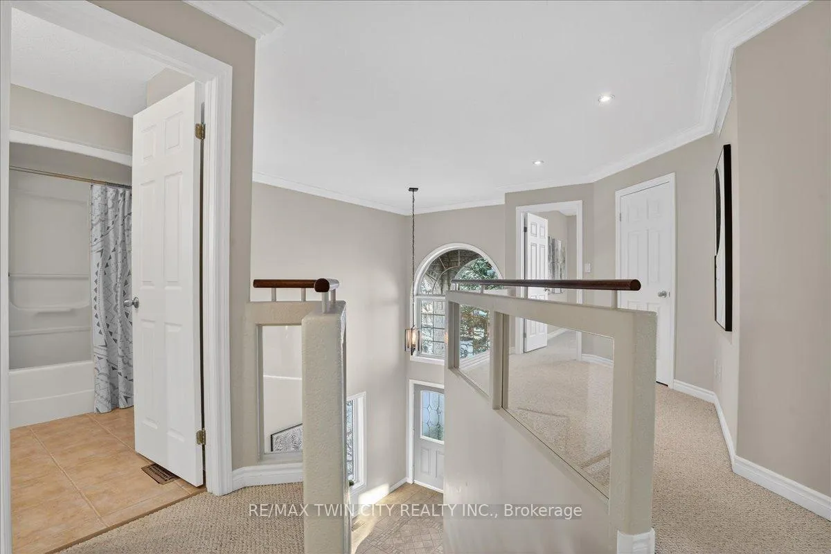 Photo 35 of 559 Chesapeake Drive, Waterloo — HOMEH