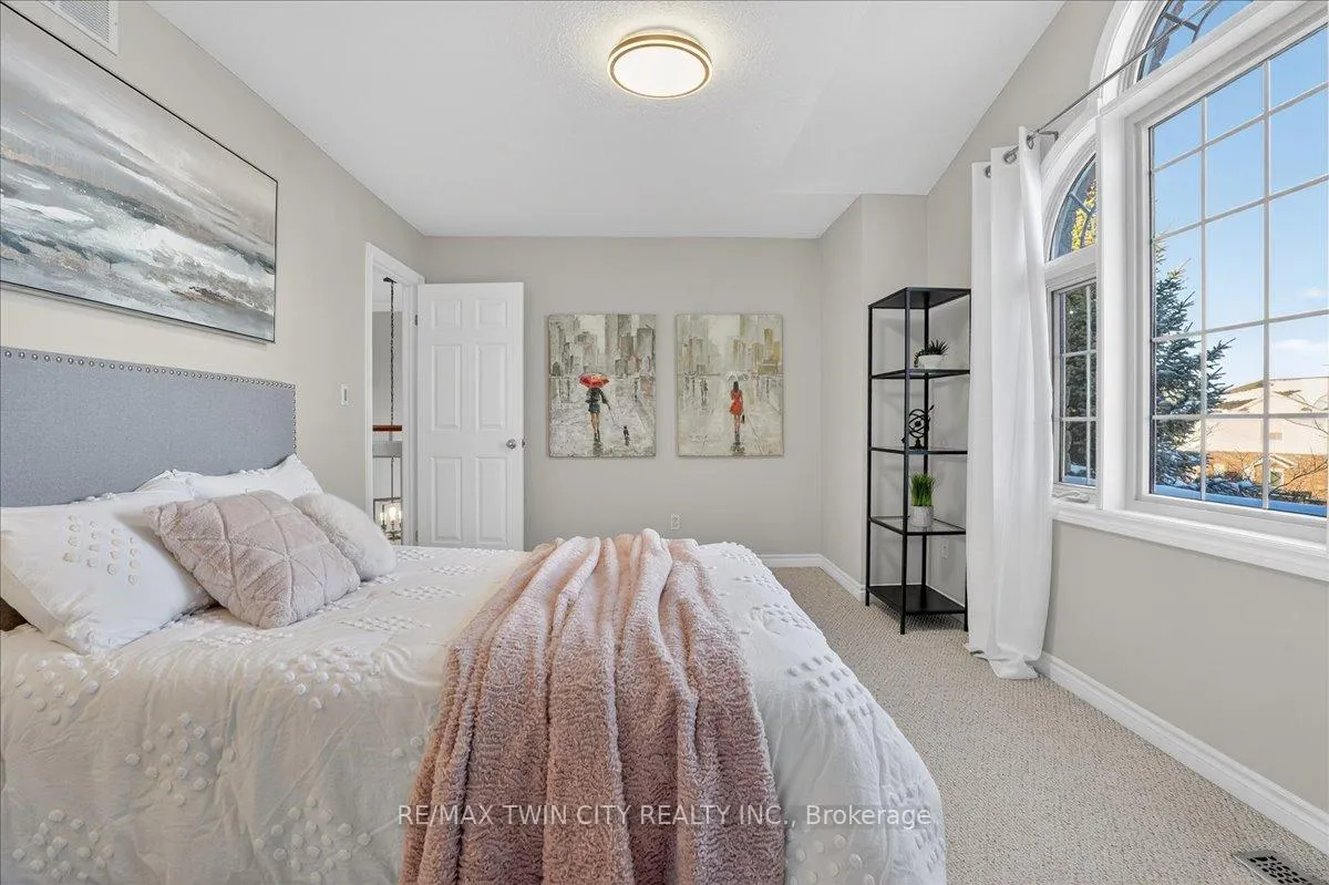 Photo 45 of 559 Chesapeake Drive, Waterloo — HOMEH