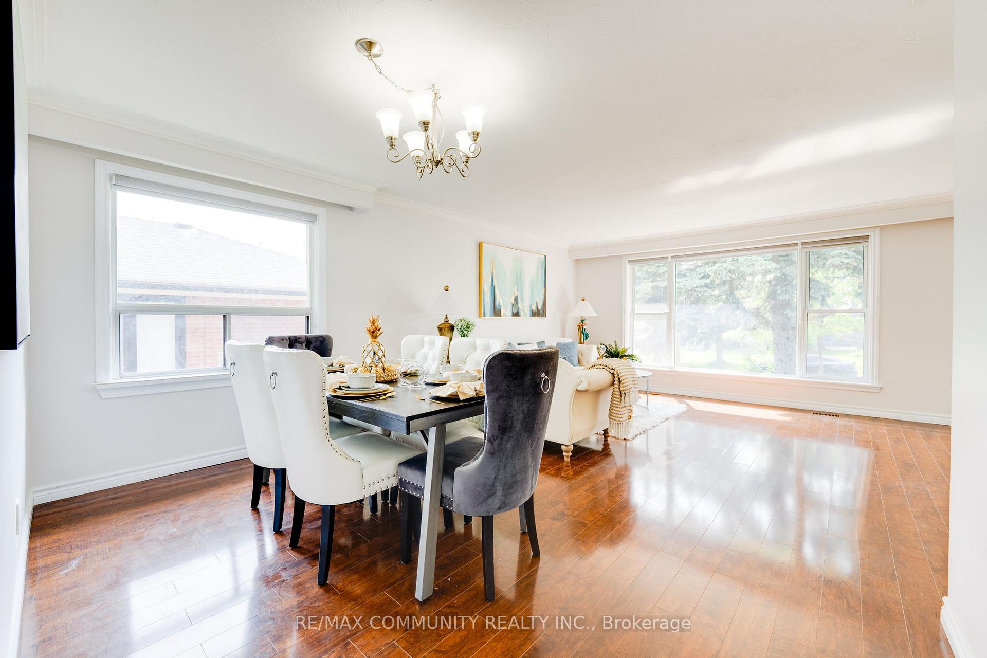 Photo 8 of 115 Marcos Boulevard, Scarborough, Bendale — HOMEH