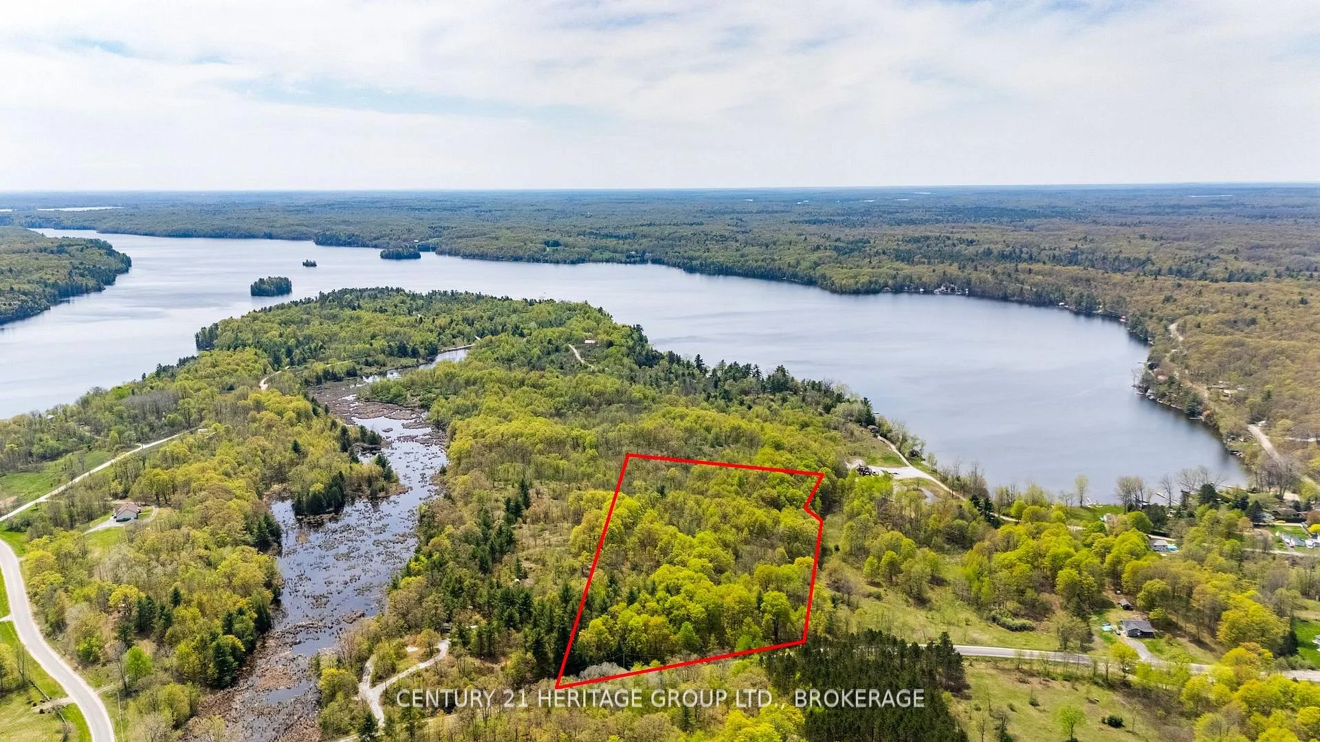Photo of 1371 Crow Lake Road