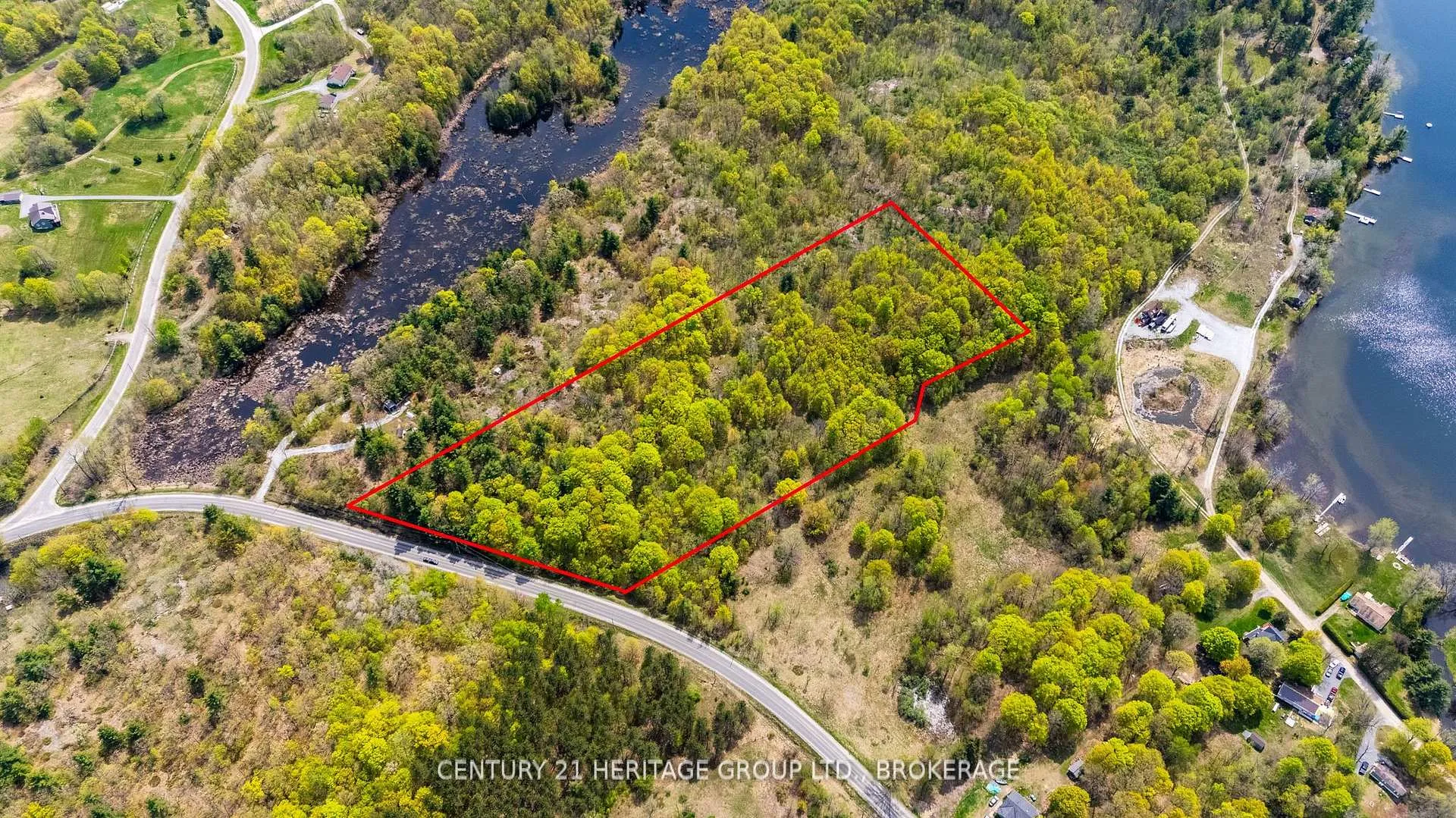 Photo 5 of 1371 Crow Lake Road, North Frontenac, Frontenac North — HOMEH