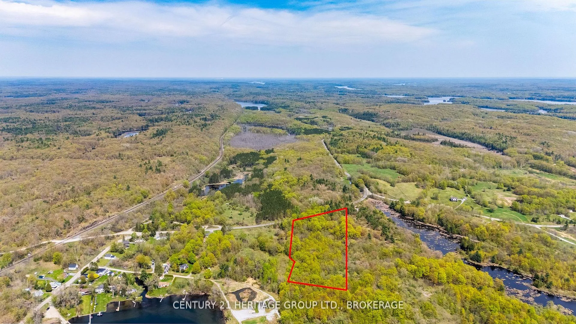 Photo 6 of 1371 Crow Lake Road, North Frontenac, Frontenac North — HOMEH