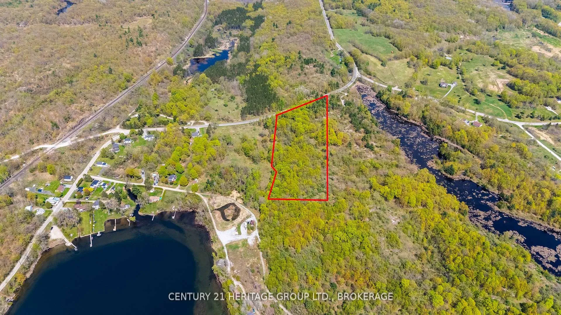 Photo 7 of 1371 Crow Lake Road, North Frontenac, Frontenac North — HOMEH