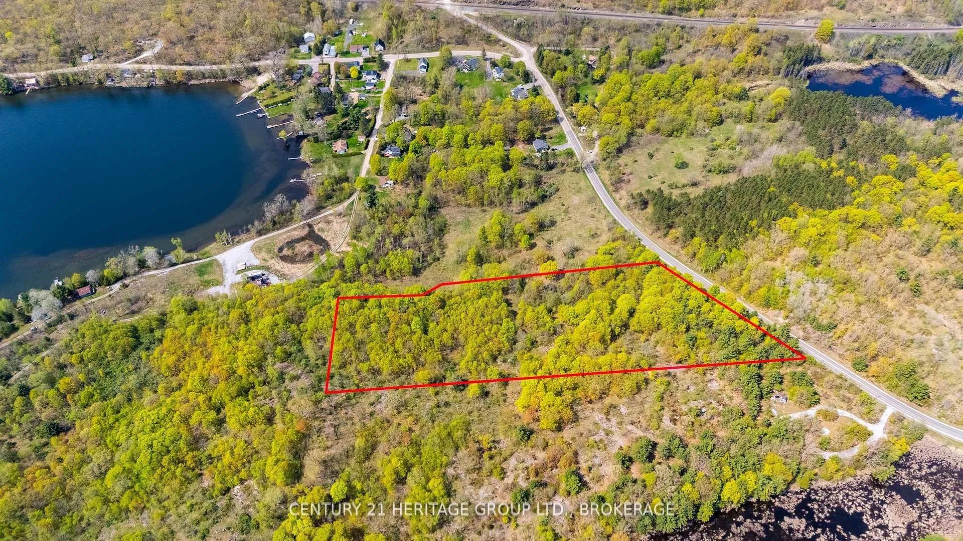 Photo 10 of 1371 Crow Lake Road, North Frontenac, Frontenac North — HOMEH