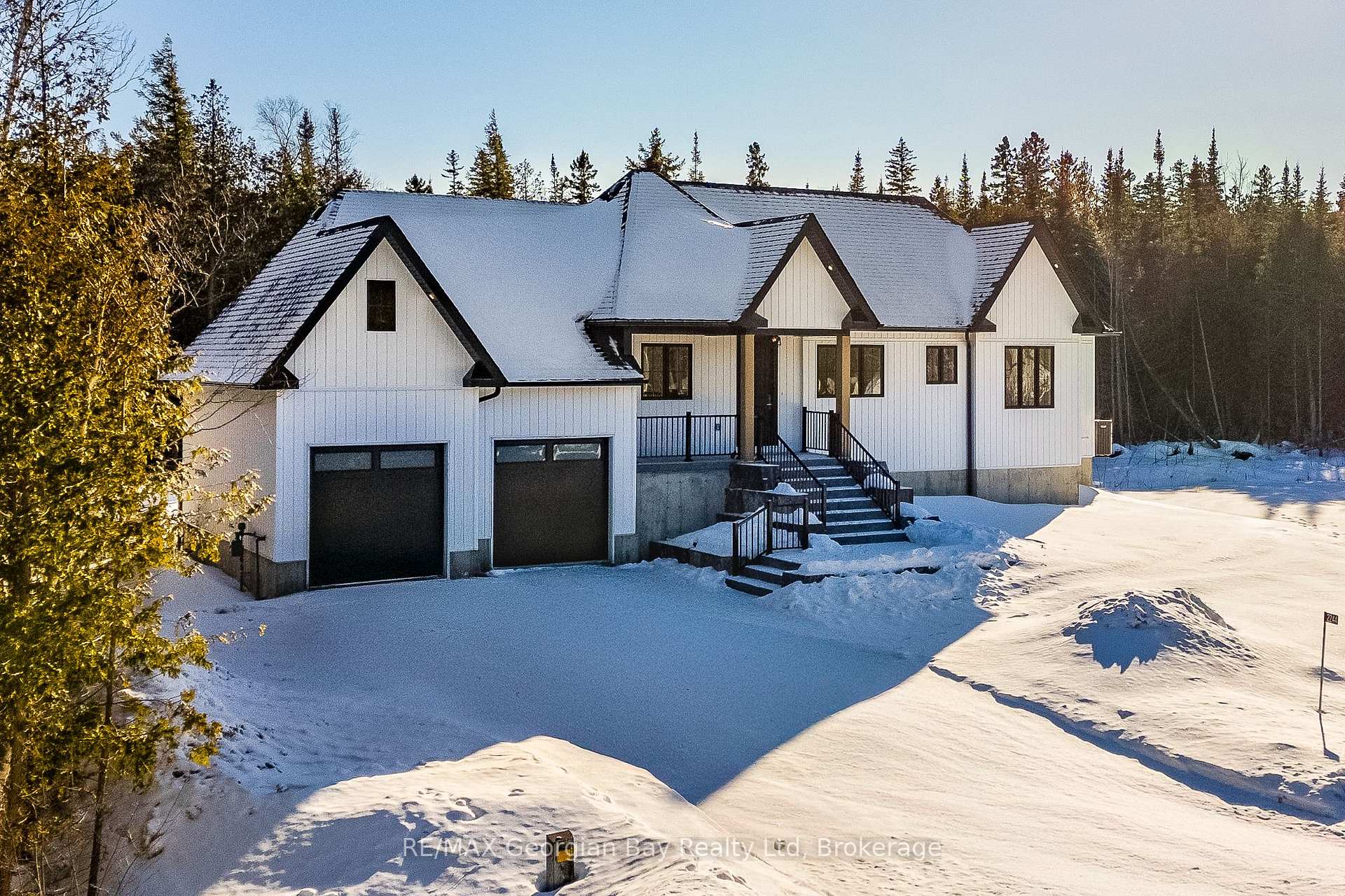 Photo 2 of 2244 Champlain Road, Tiny, Rural Tiny — HOMEH