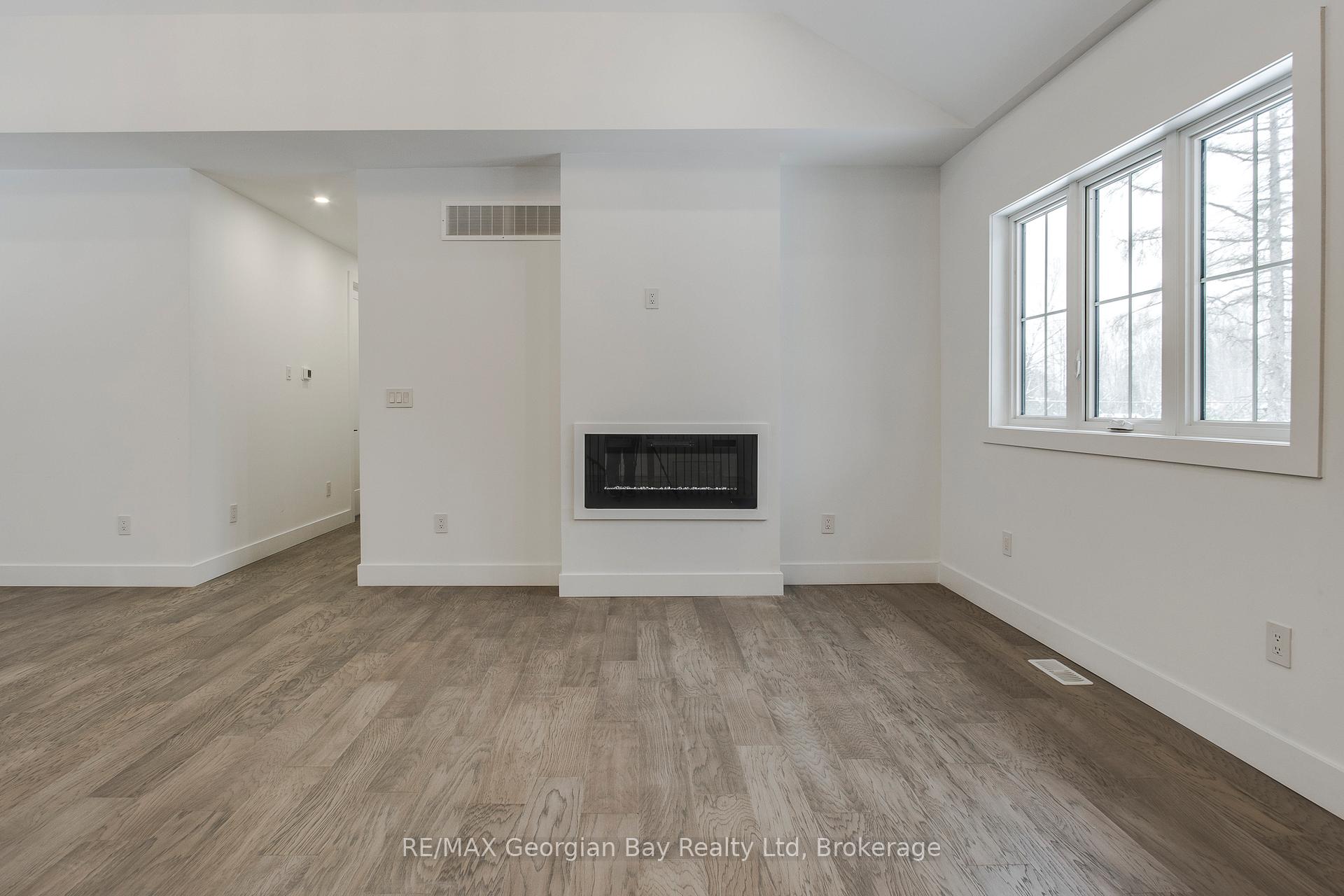 Photo 10 of 2244 Champlain Road, Tiny, Rural Tiny — HOMEH